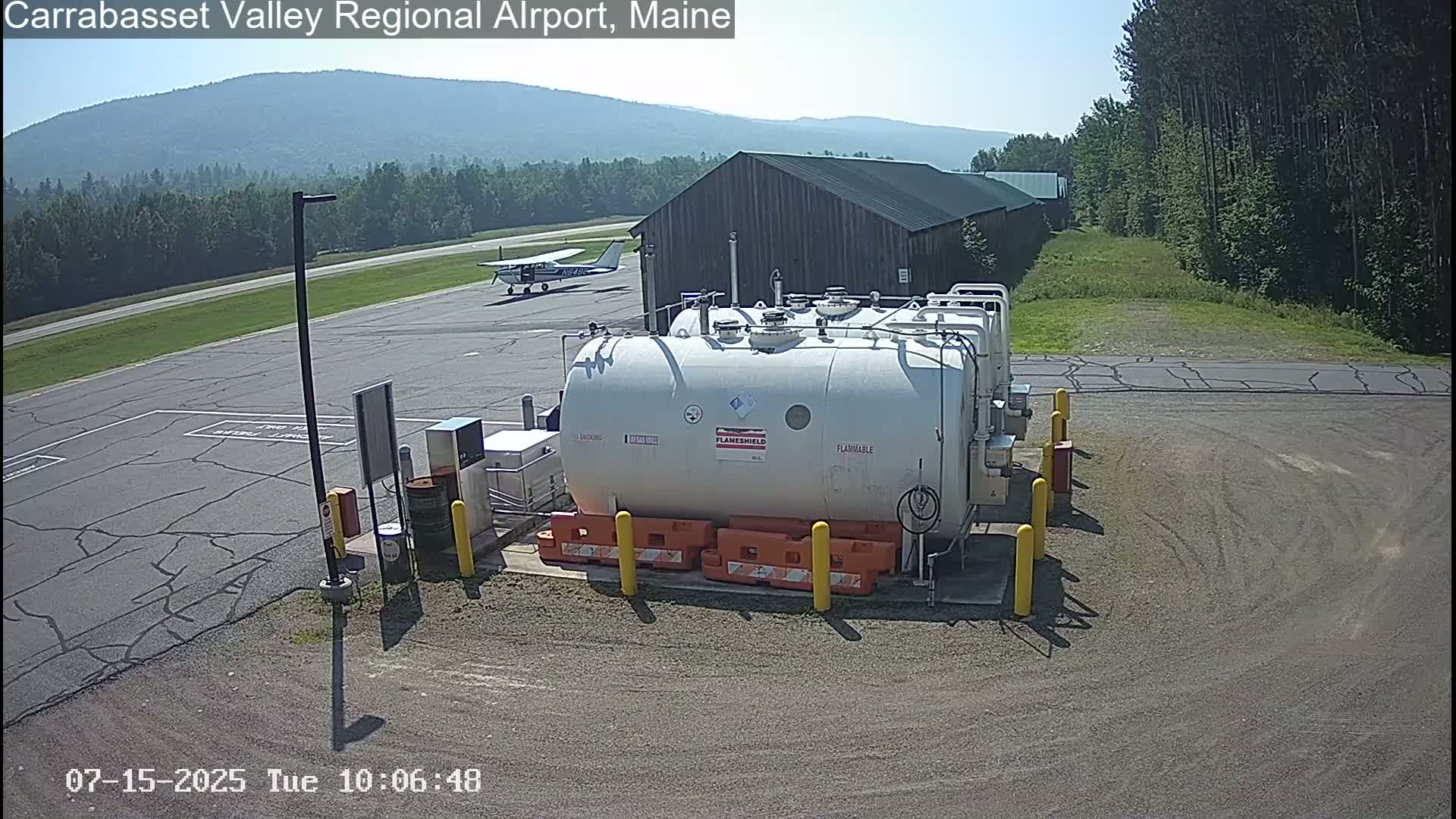 Kingsfield, Carrabassett Valley, Sugarloaf Regional Airport Live Cam - Kingsfield, Franklin, Maine, USA