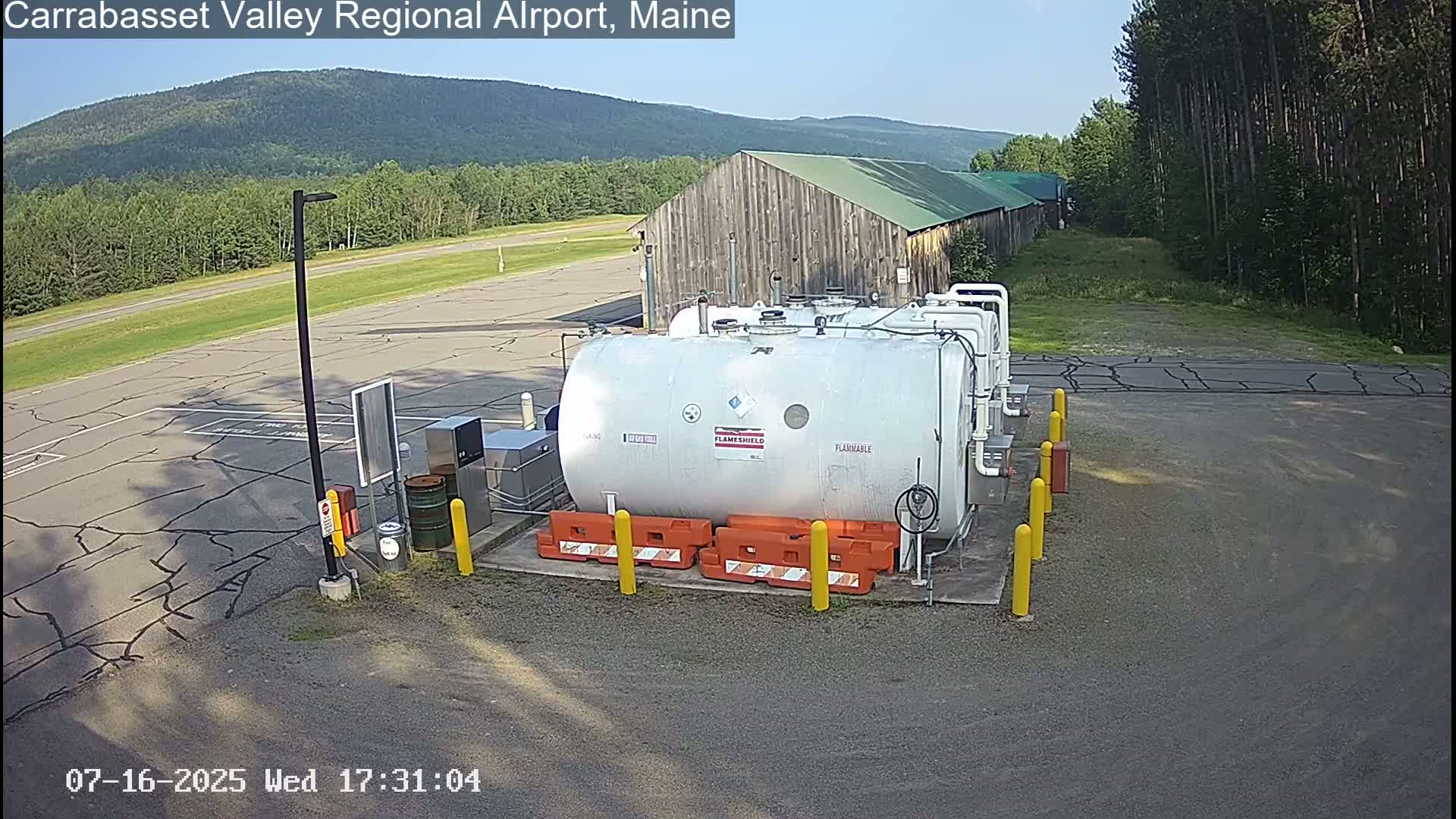 Kingsfield, Carrabassett Valley, Sugarloaf Regional Airport Live Cam - Kingsfield, Franklin, Maine, USA
