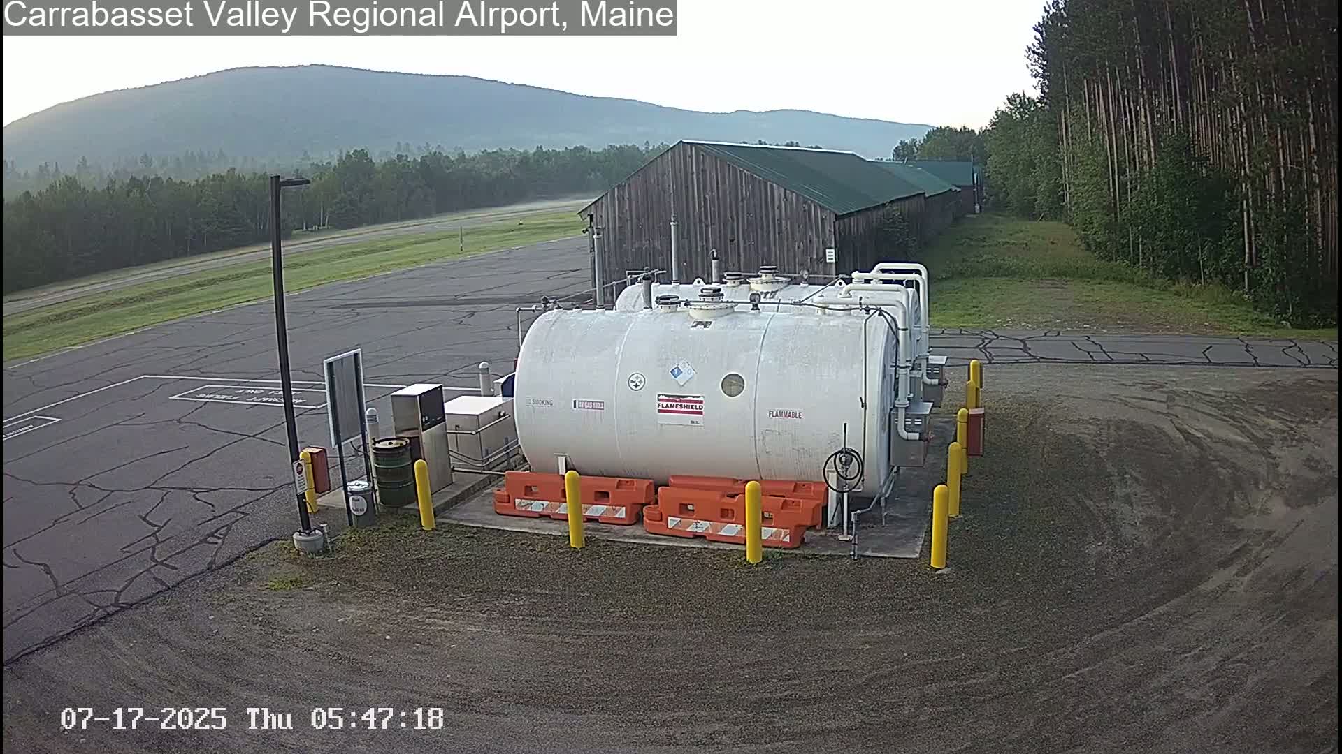 Kingsfield, Carrabassett Valley, Sugarloaf Regional Airport Live Cam - Kingsfield, Franklin, Maine, USA