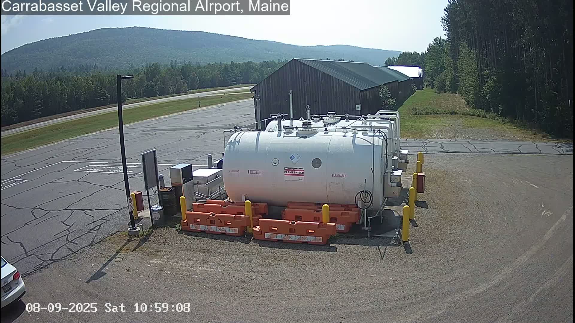 Kingsfield, Carrabassett Valley, Sugarloaf Regional Airport Live Cam - Kingsfield, Franklin, Maine, USA