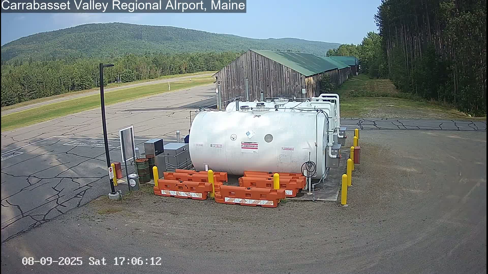 Kingsfield, Carrabassett Valley, Sugarloaf Regional Airport Live Cam - Kingsfield, Franklin, Maine, USA