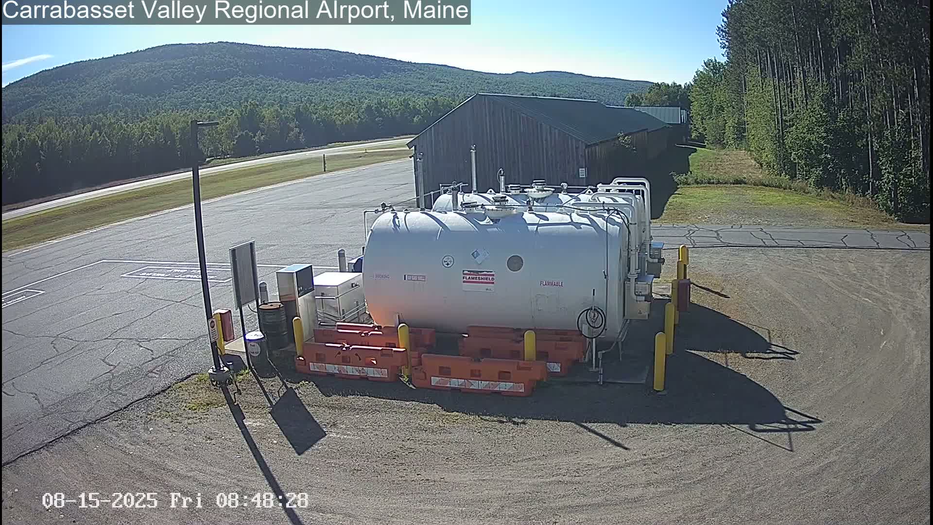 Kingsfield, Carrabassett Valley, Sugarloaf Regional Airport Live Cam - Kingsfield, Franklin, Maine, USA