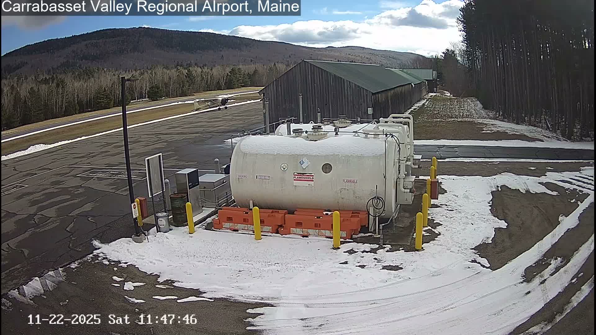 Kingsfield, Carrabassett Valley, Sugarloaf Regional Airport Live Cam - Kingsfield, Franklin, Maine, USA