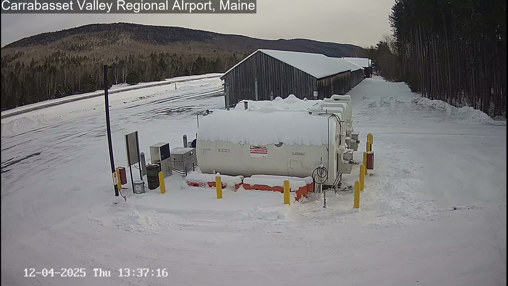 Kingsfield, Carrabassett Valley, Sugarloaf Regional Airport Live Cam - Kingsfield, Franklin, Maine, USA