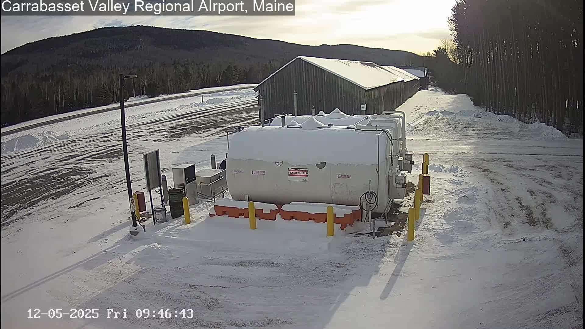 Kingsfield, Carrabassett Valley, Sugarloaf Regional Airport Live Cam - Kingsfield, Franklin, Maine, USA