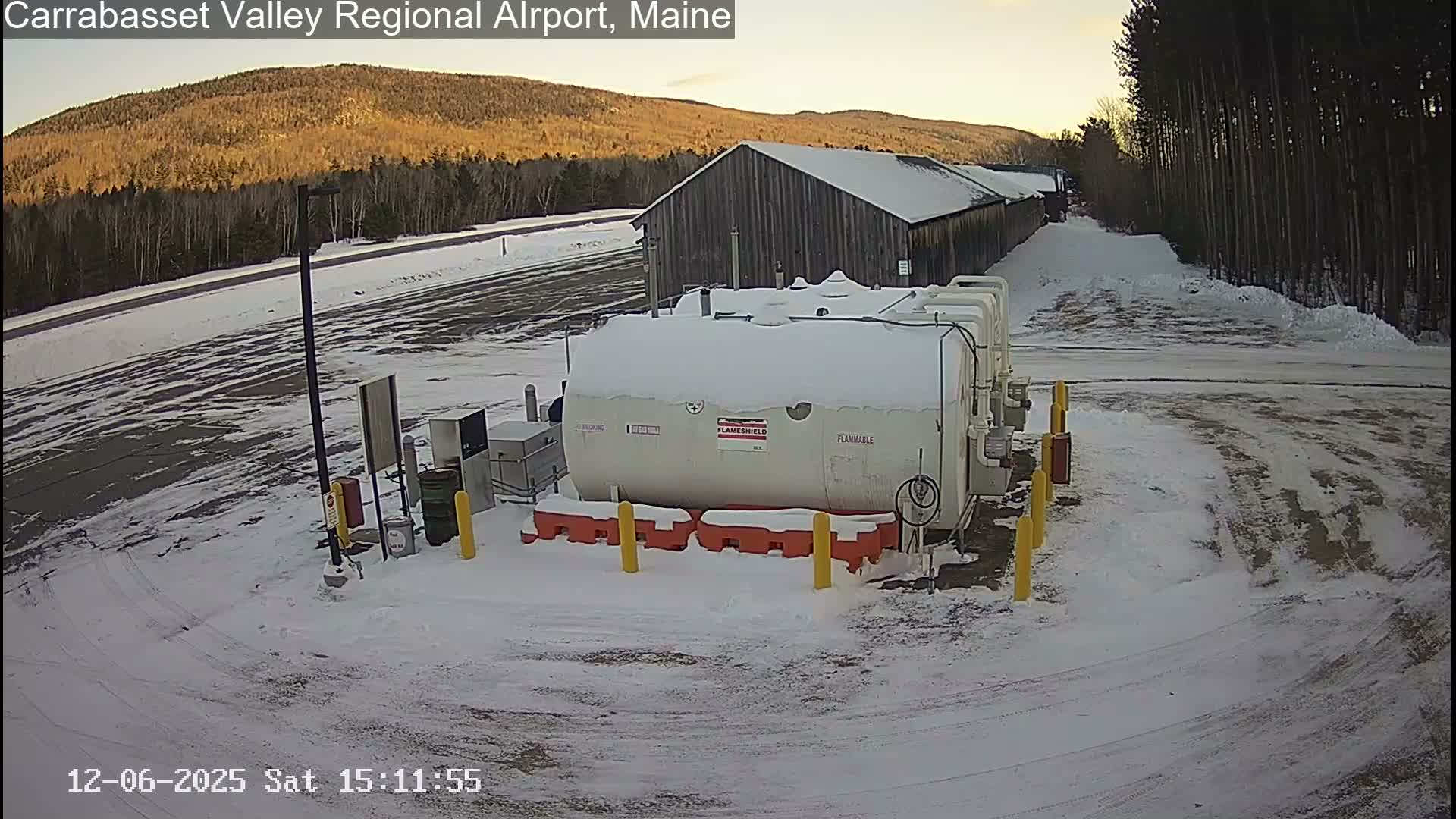Kingsfield, Carrabassett Valley, Sugarloaf Regional Airport Live Cam - Kingsfield, Franklin, Maine, USA