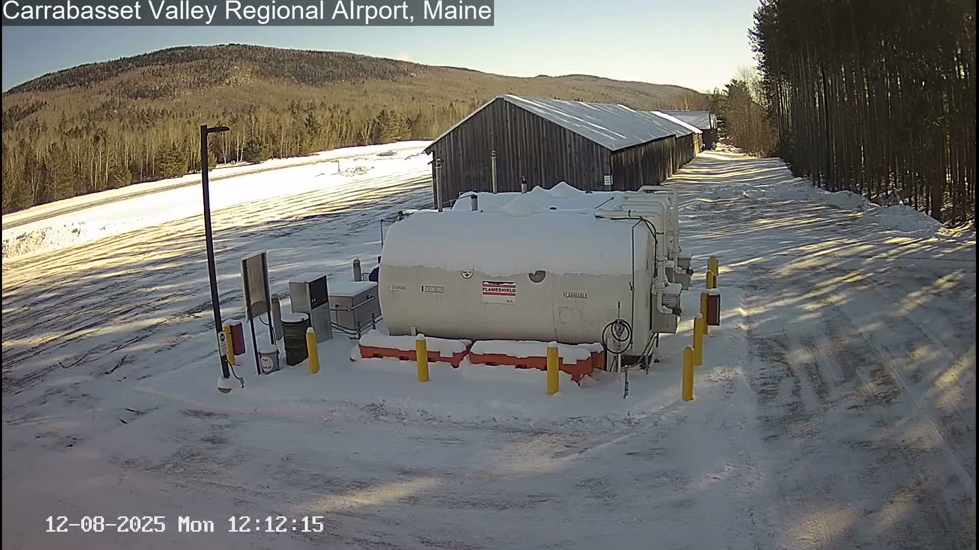 Kingsfield, Carrabassett Valley, Sugarloaf Regional Airport Live Cam - Kingsfield, Franklin, Maine, USA