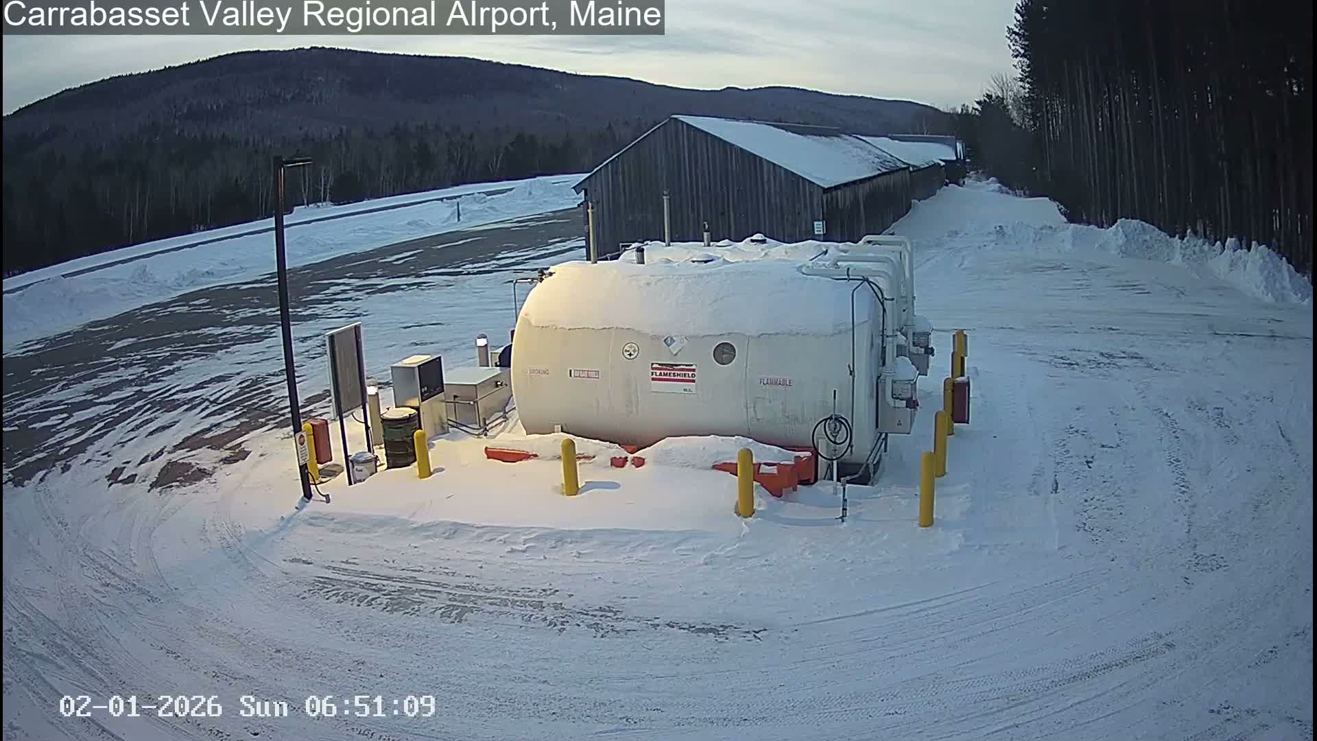Kingsfield, Carrabassett Valley, Sugarloaf Regional Airport Live Cam - Kingsfield, Franklin, Maine, USA