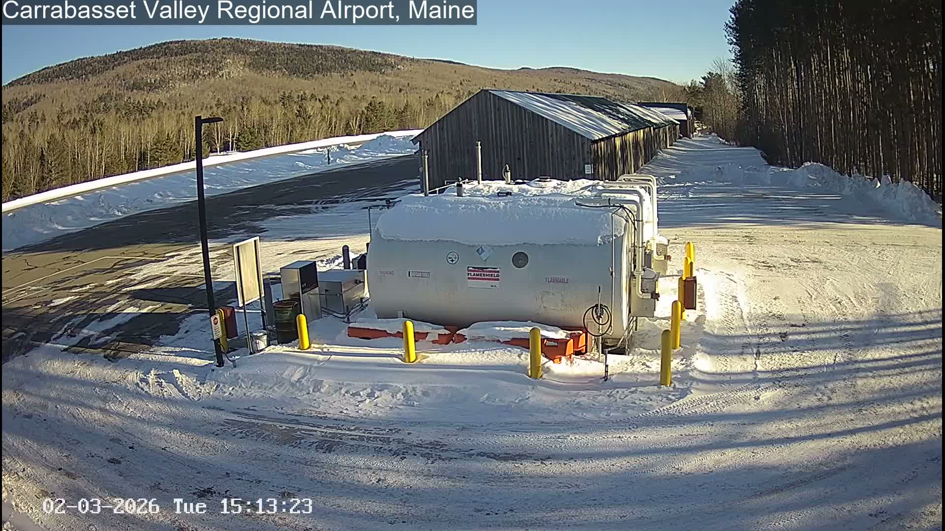 Kingsfield, Carrabassett Valley, Sugarloaf Regional Airport Live Cam - Kingsfield, Franklin, Maine, USA