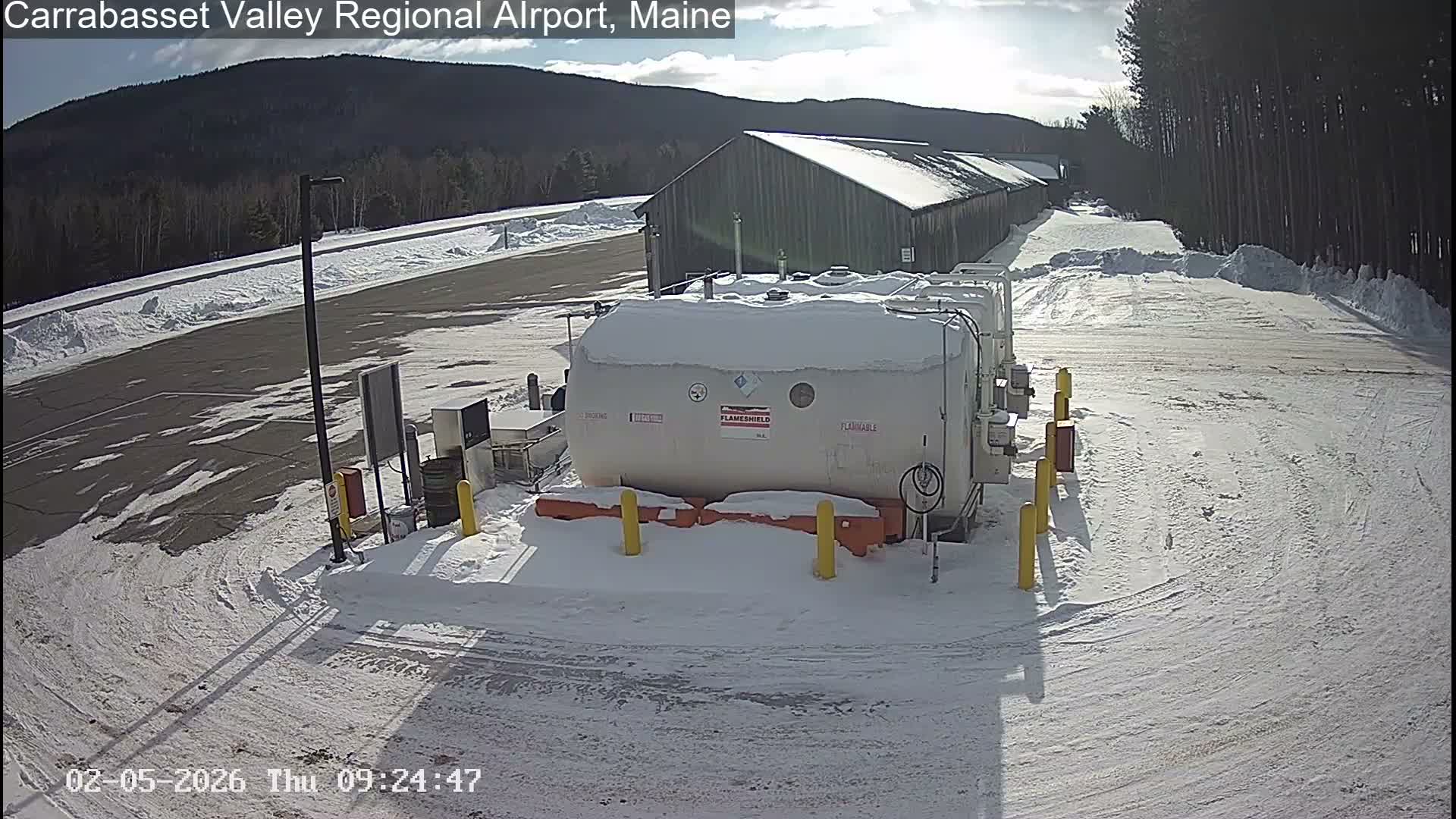 Kingsfield, Carrabassett Valley, Sugarloaf Regional Airport Live Cam - Kingsfield, Franklin, Maine, USA