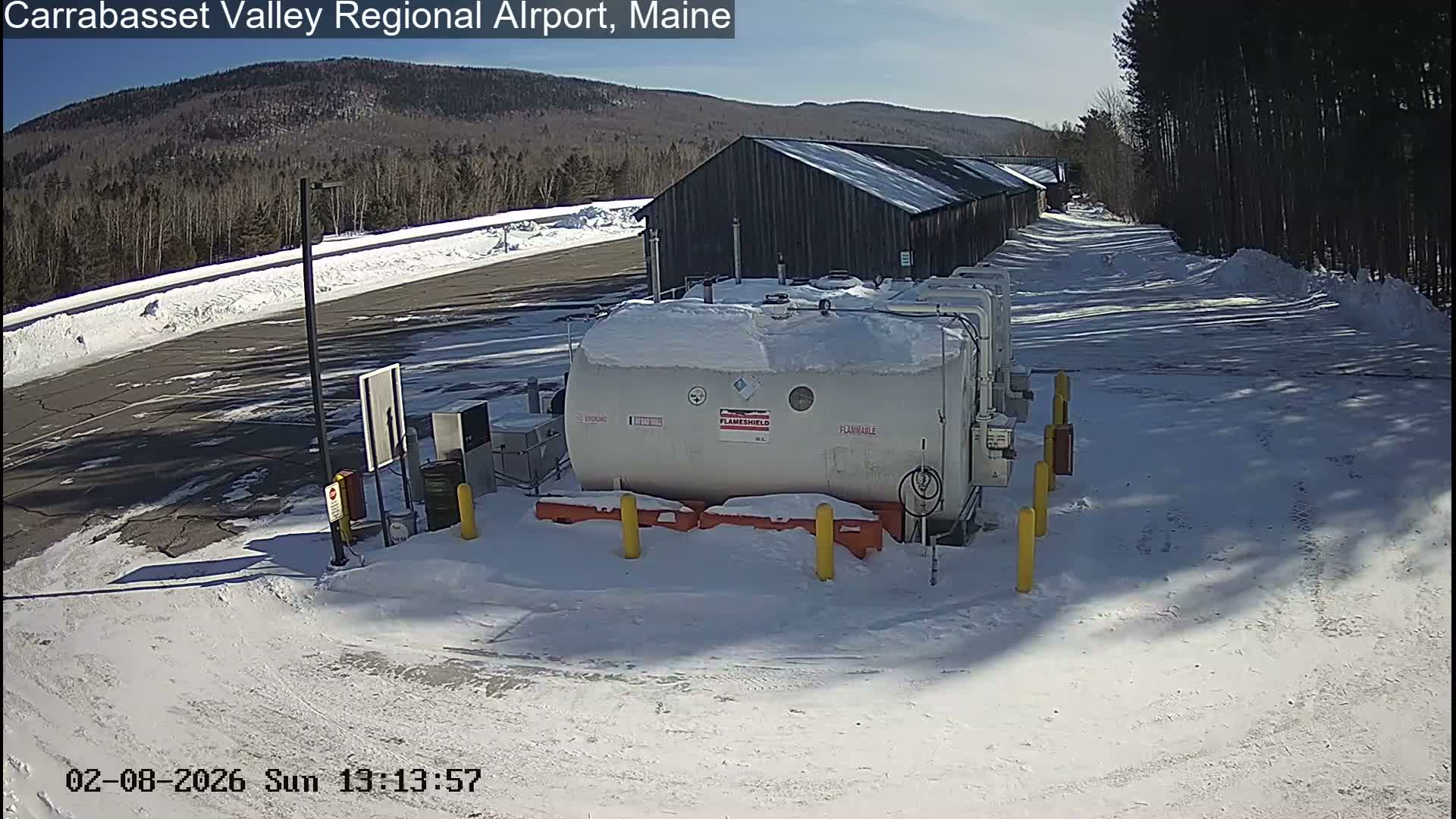 Kingsfield, Carrabassett Valley, Sugarloaf Regional Airport Live Cam - Kingsfield, Franklin, Maine, USA