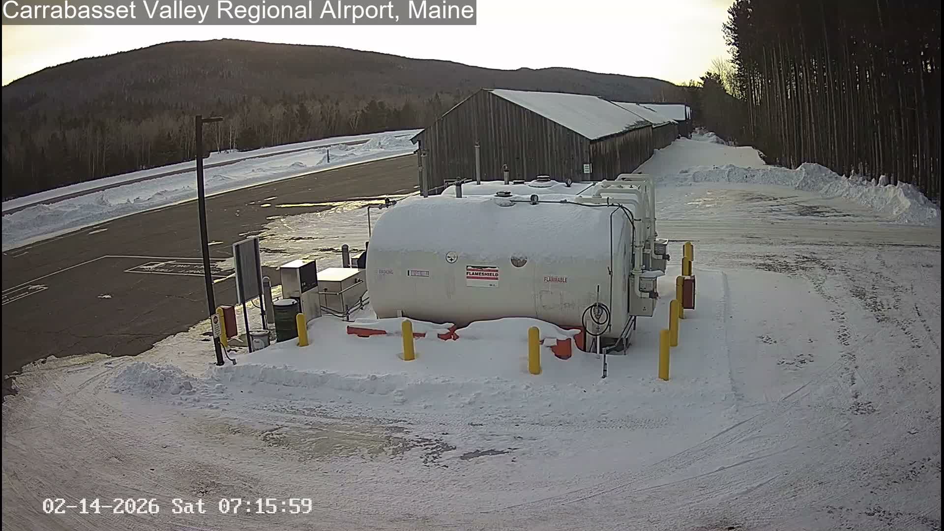 Kingsfield, Carrabassett Valley, Sugarloaf Regional Airport Live Cam - Kingsfield, Franklin, Maine, USA