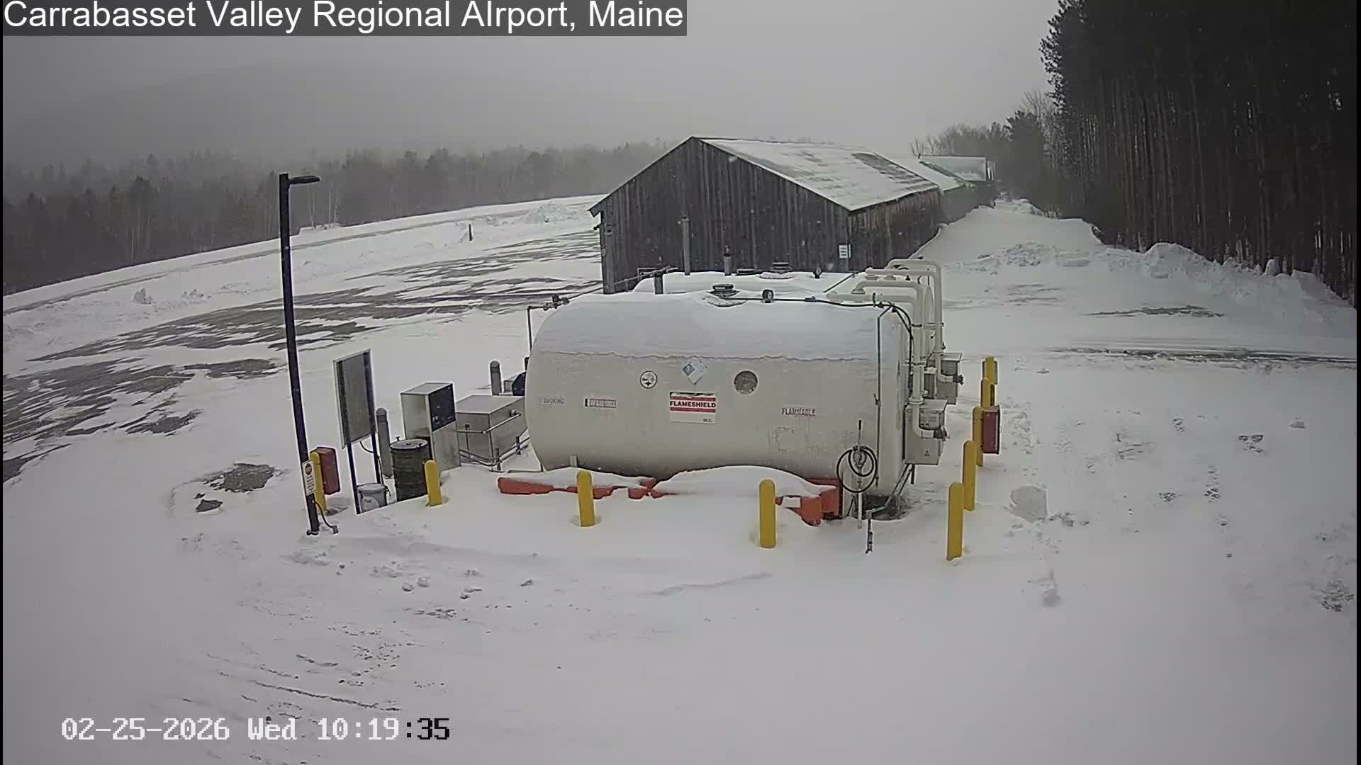 Kingsfield, Carrabassett Valley, Sugarloaf Regional Airport Live Cam - Kingsfield, Franklin, Maine, USA