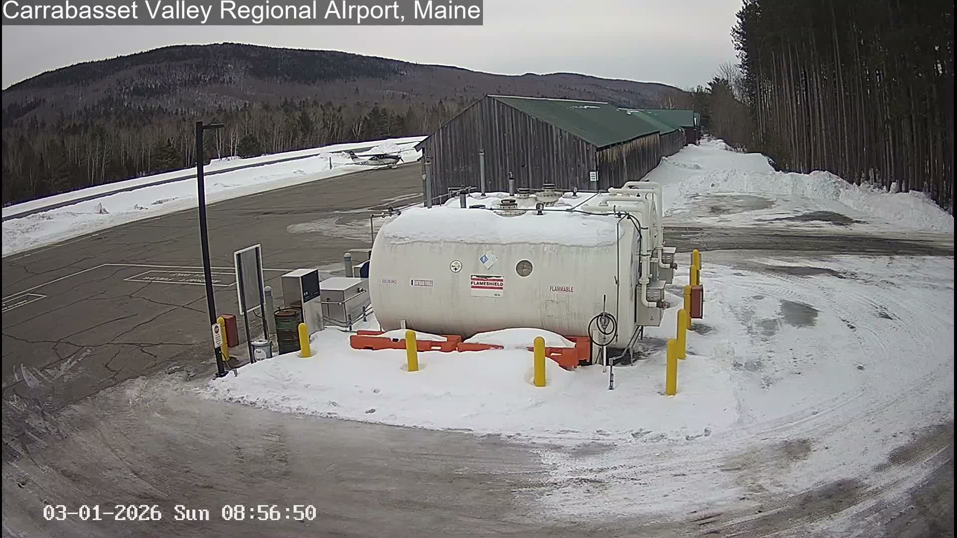Kingsfield, Carrabassett Valley, Sugarloaf Regional Airport Live Cam - Kingsfield, Franklin, Maine, USA
