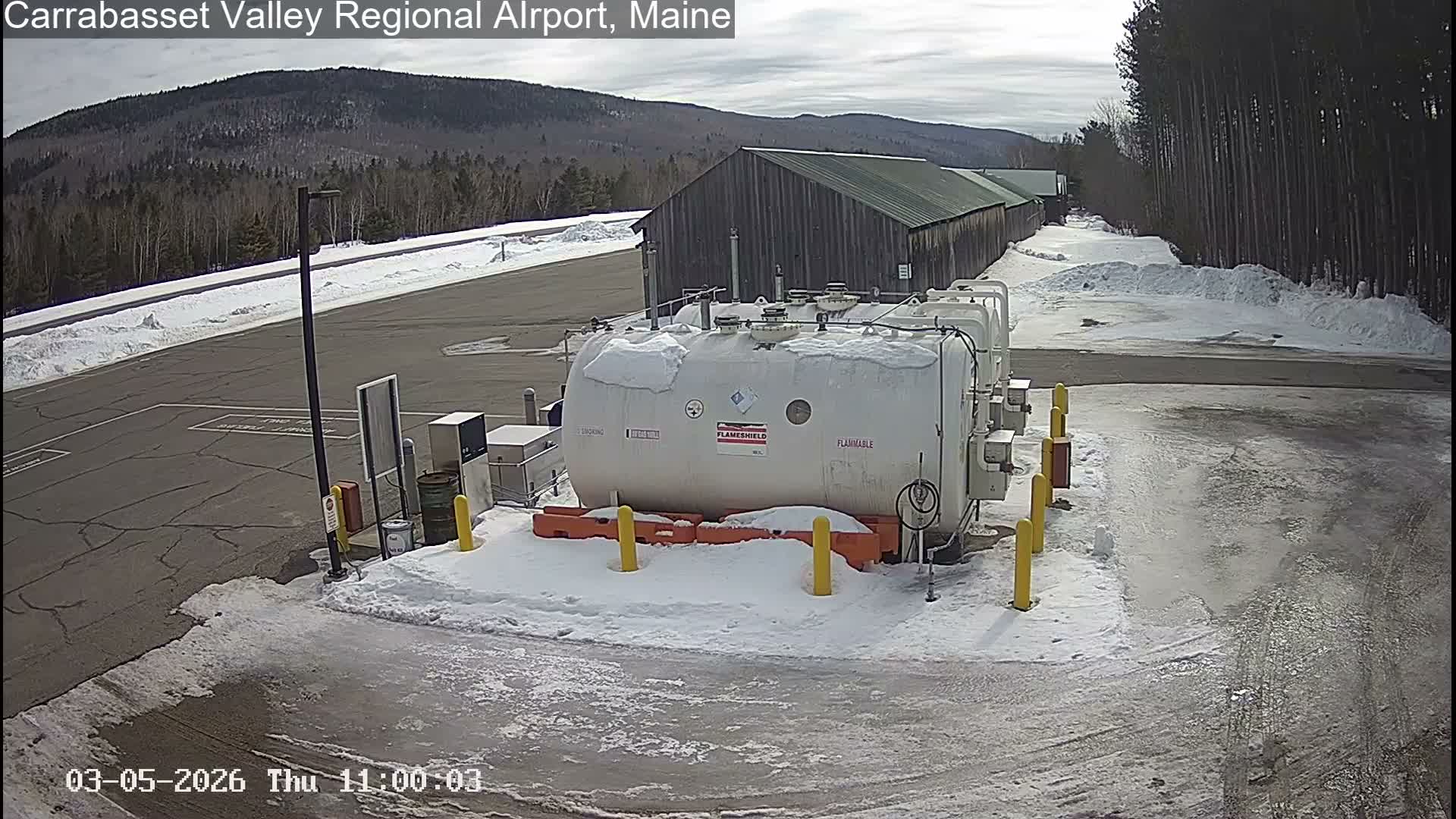 Kingsfield, Carrabassett Valley, Sugarloaf Regional Airport Live Cam - Kingsfield, Franklin, Maine, USA