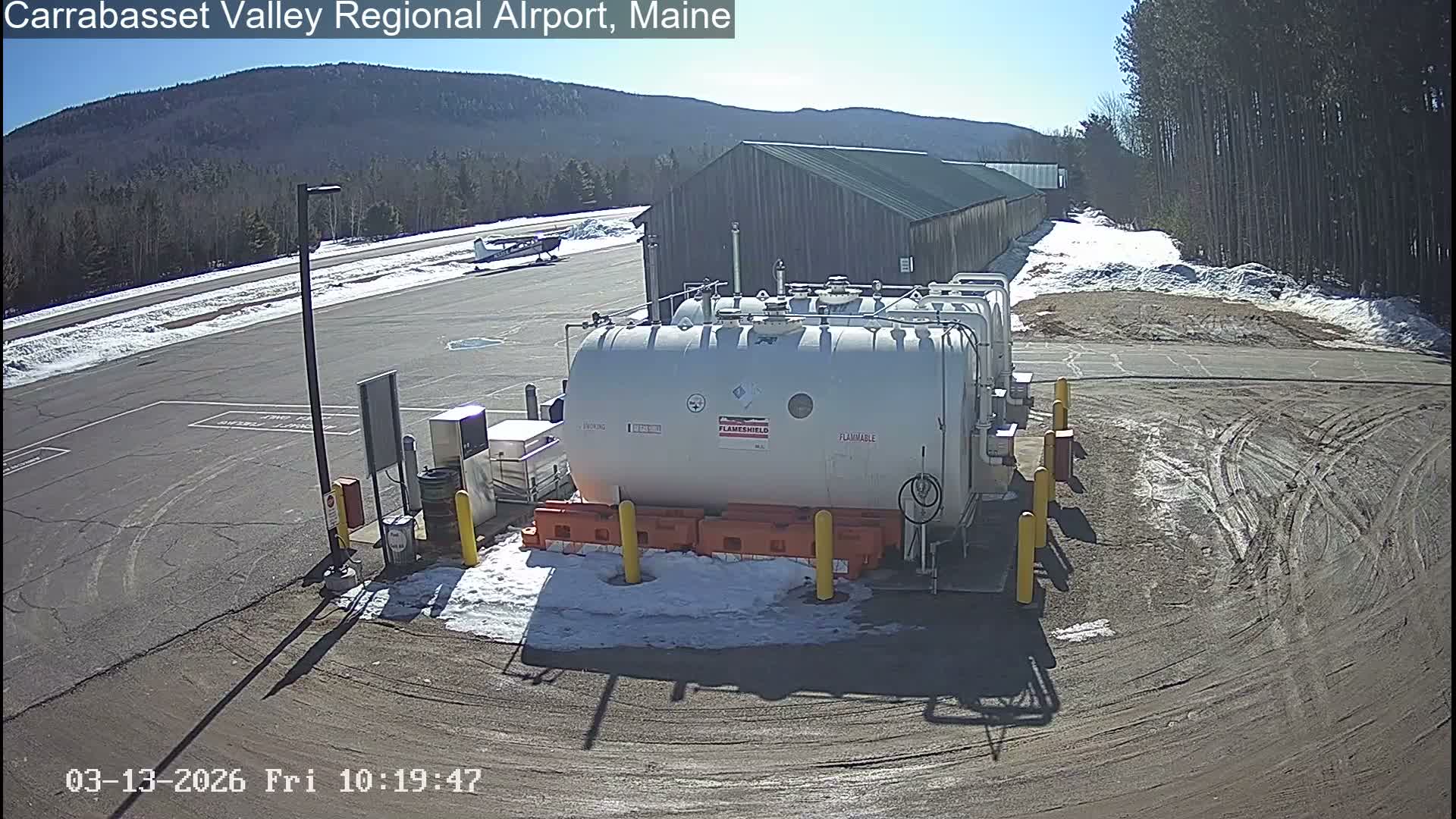 Kingsfield, Carrabassett Valley, Sugarloaf Regional Airport Live Cam - Kingsfield, Franklin, Maine, USA