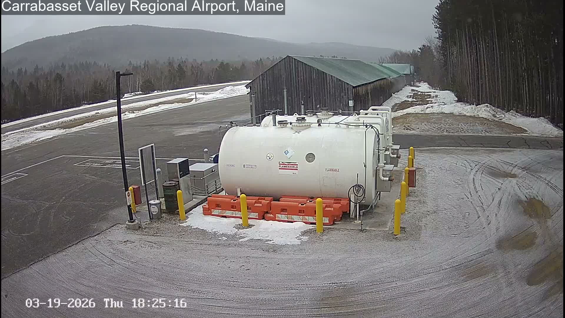 Kingsfield, Carrabassett Valley, Sugarloaf Regional Airport Live Cam - Kingsfield, Franklin, Maine, USA