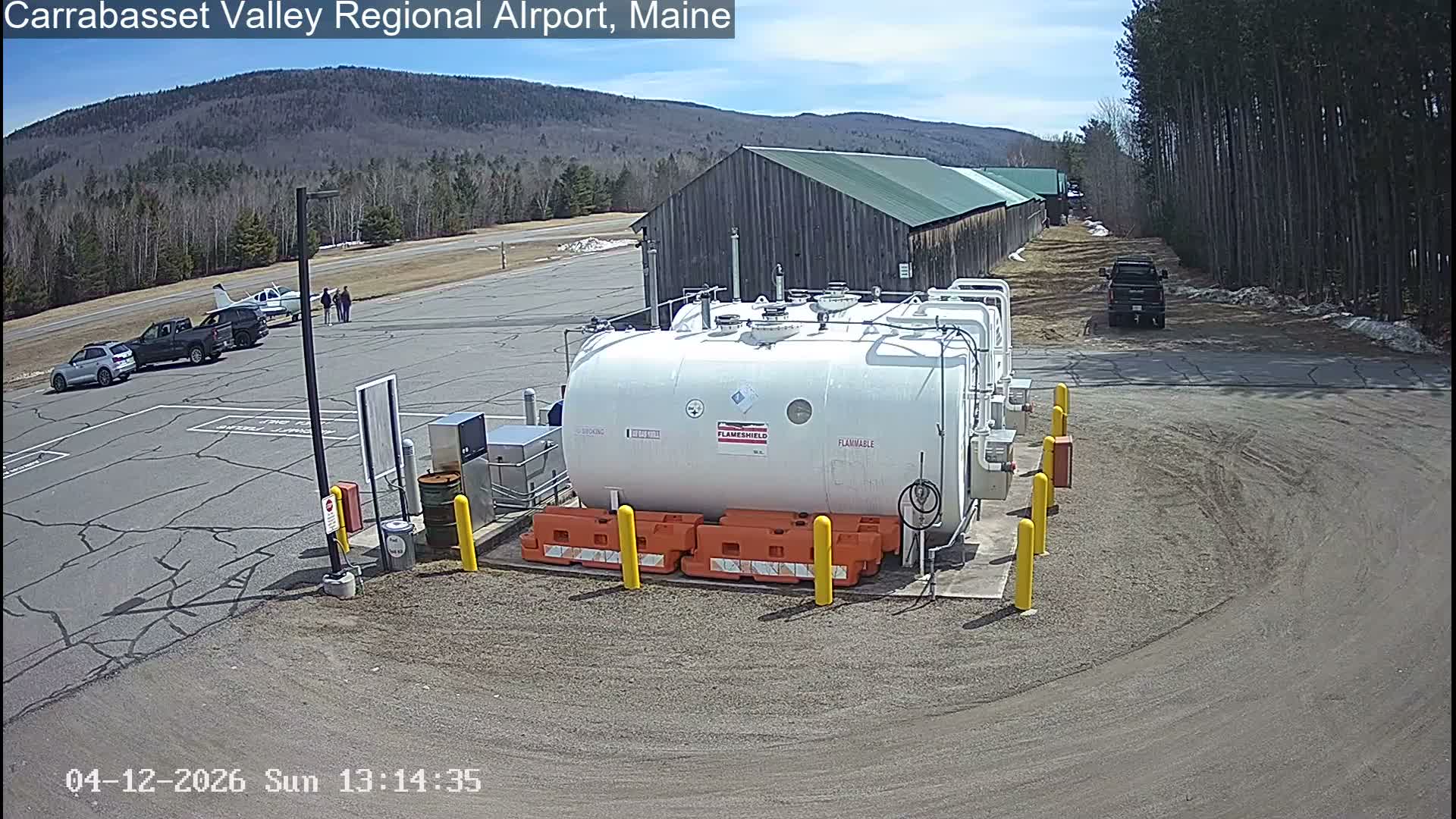 Kingsfield, Carrabassett Valley, Sugarloaf Regional Airport Live Cam - Kingsfield, Franklin, Maine, USA