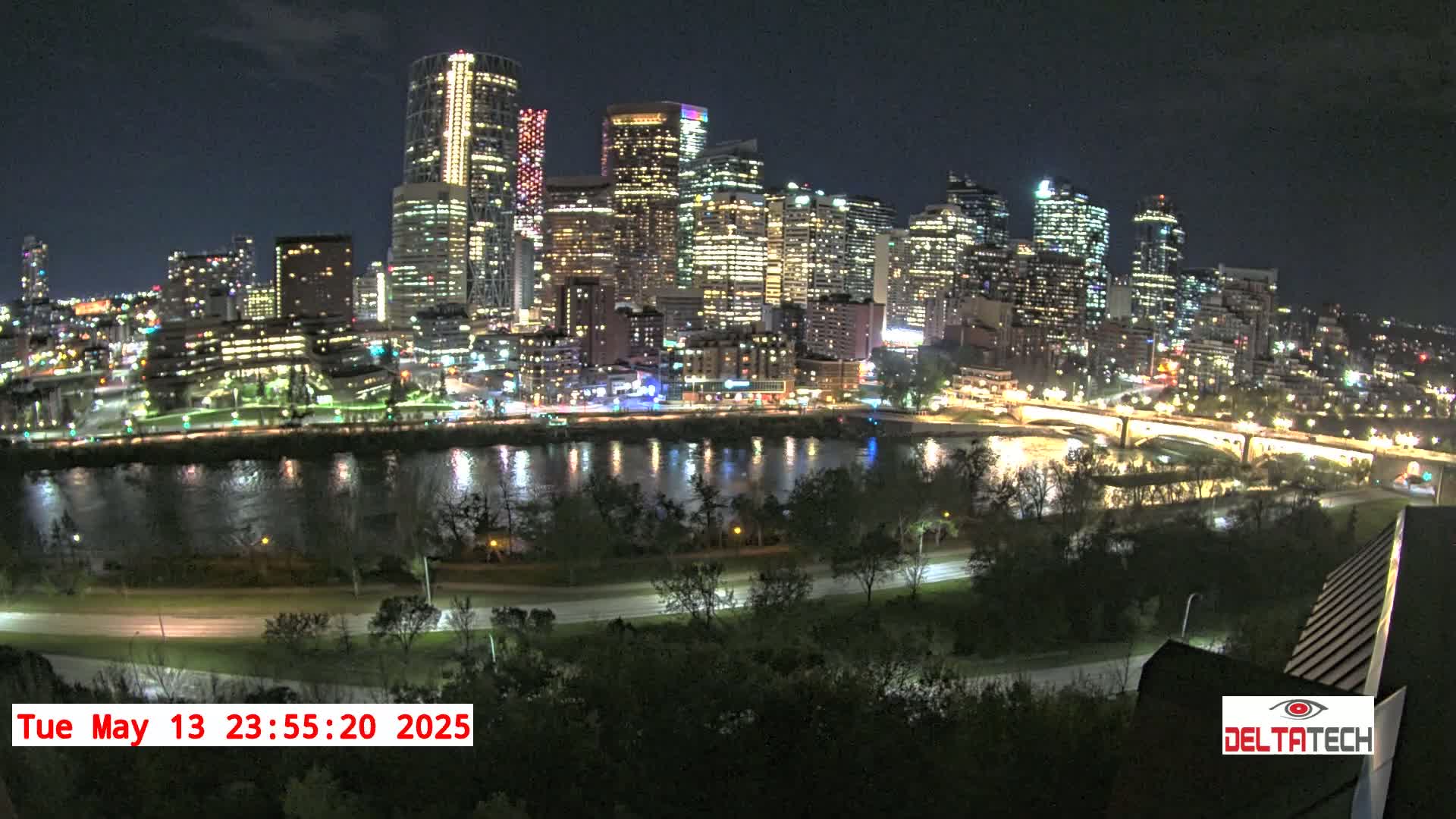 Calgary Skyline  Live Cam - Calgary, Rocky View County and Foothills County, Alberta, Canada