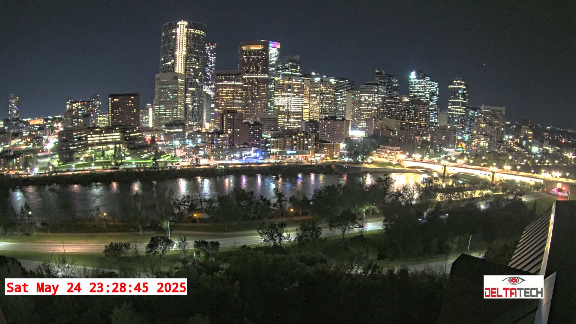 Calgary Skyline  Live Cam - Calgary, Rocky View County and Foothills County, Alberta, Canada