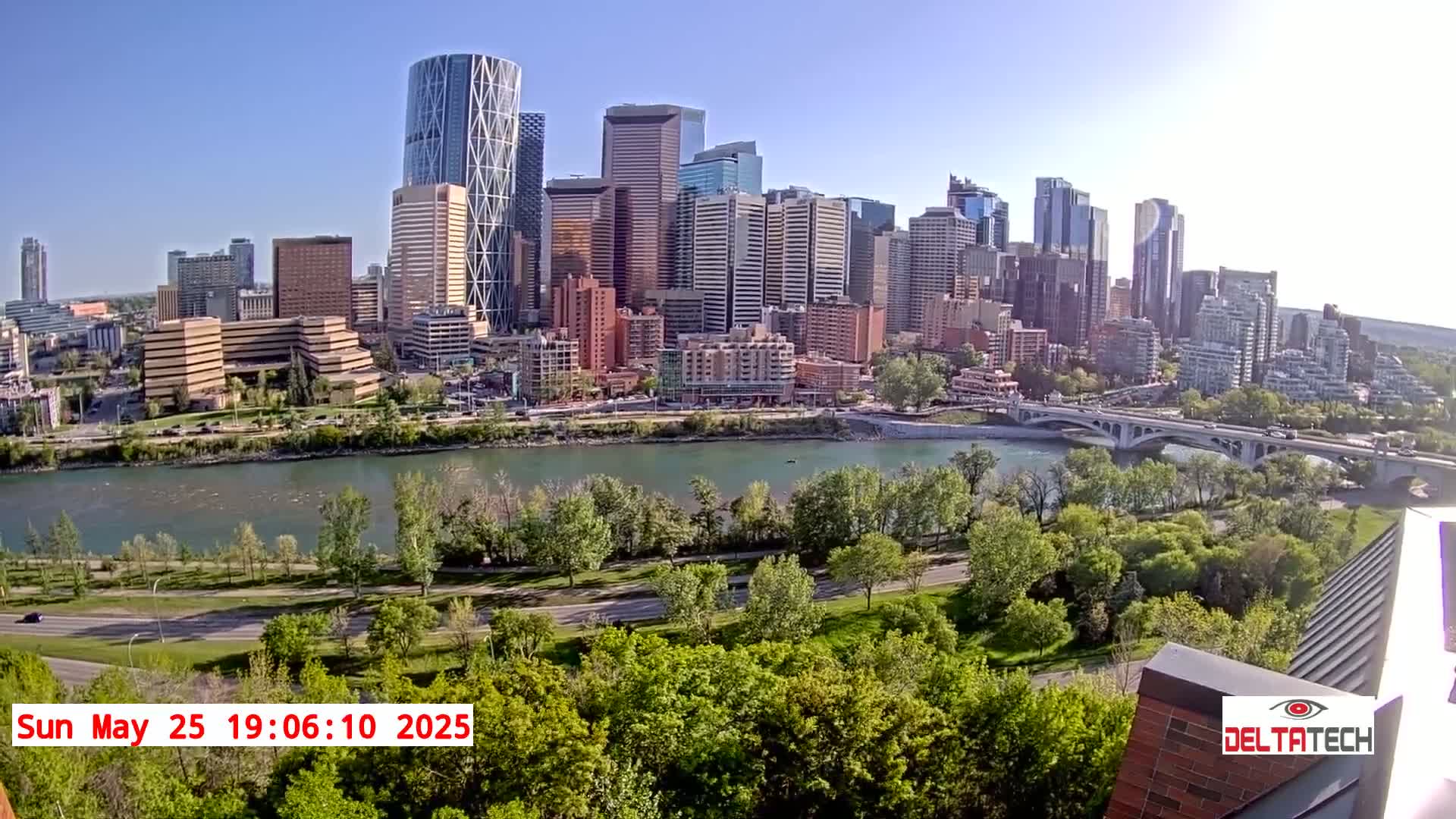 Calgary Skyline  Live Cam - Calgary, Rocky View County and Foothills County, Alberta, Canada