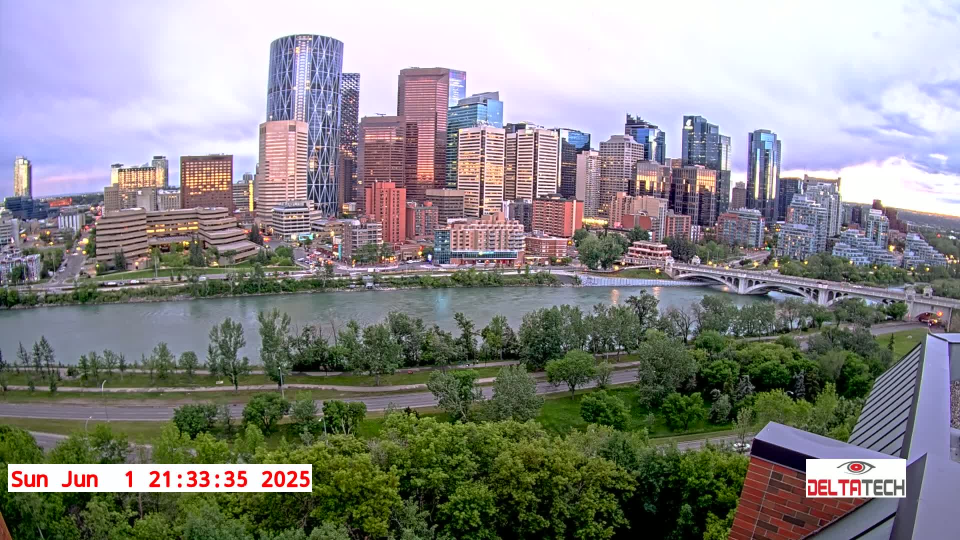 Calgary Skyline  Live Cam - Calgary, Rocky View County and Foothills County, Alberta, Canada