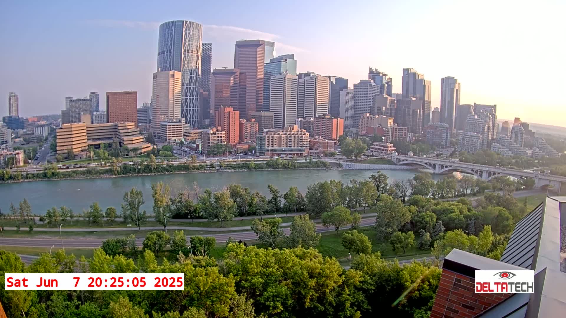 Calgary Skyline  Live Cam - Calgary, Rocky View County and Foothills County, Alberta, Canada