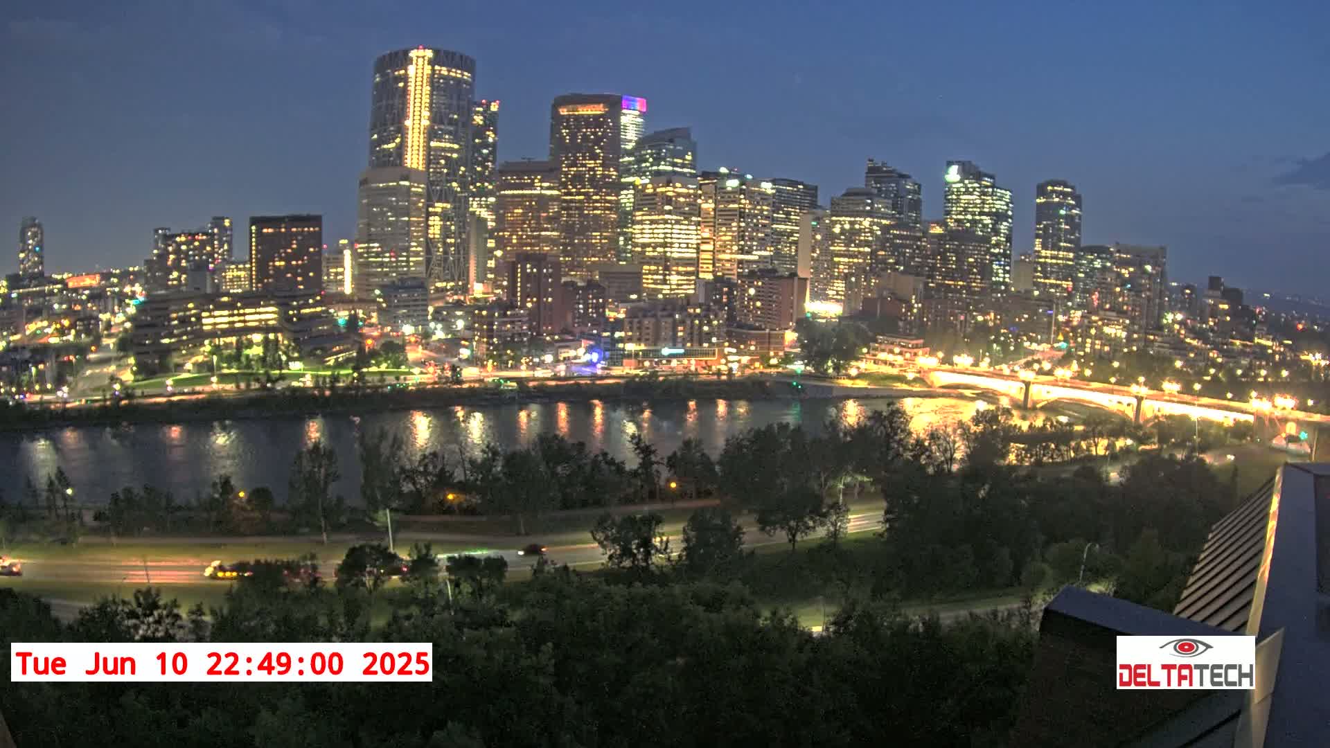 Calgary Skyline  Live Cam - Calgary, Rocky View County and Foothills County, Alberta, Canada