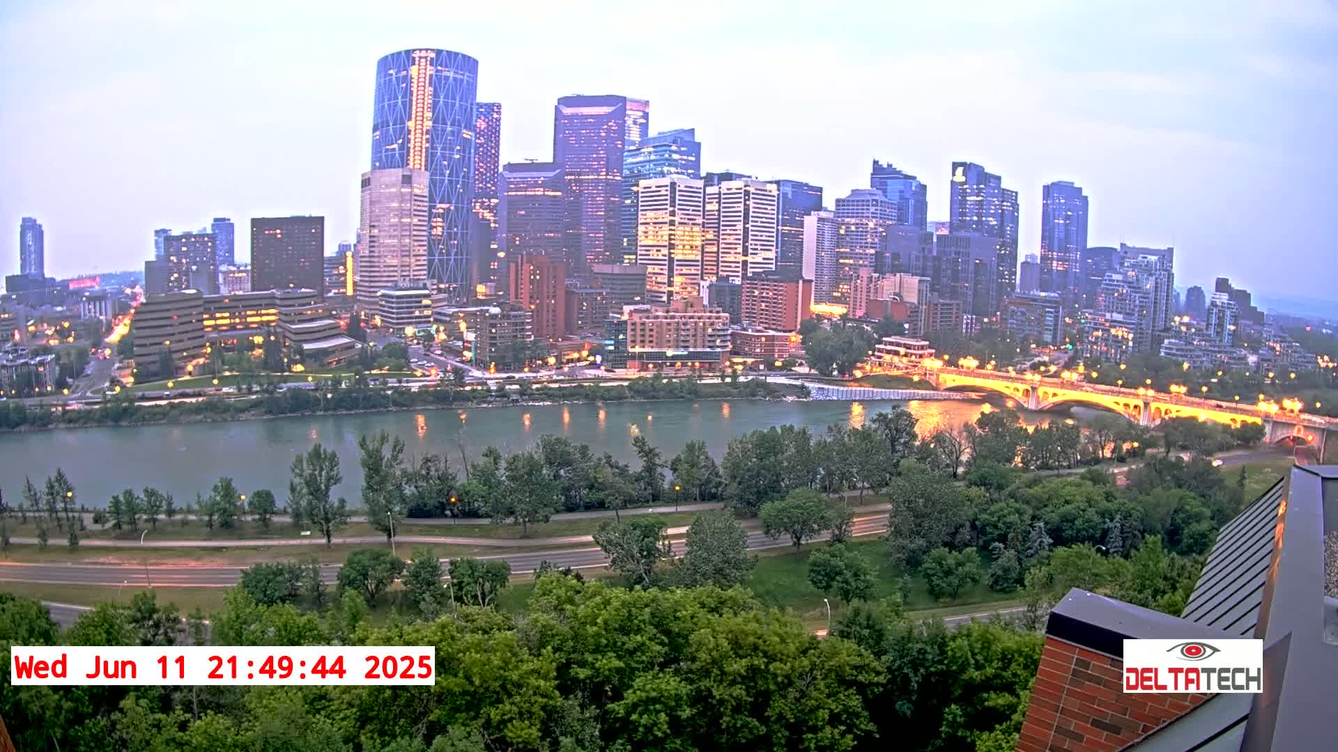 Calgary Skyline  Live Cam - Calgary, Rocky View County and Foothills County, Alberta, Canada