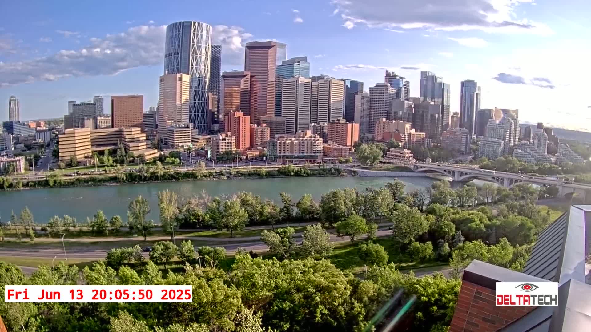 Calgary Skyline  Live Cam - Calgary, Rocky View County and Foothills County, Alberta, Canada