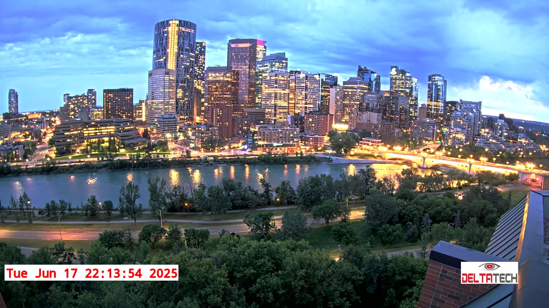 Calgary Skyline  Live Cam - Calgary, Rocky View County and Foothills County, Alberta, Canada