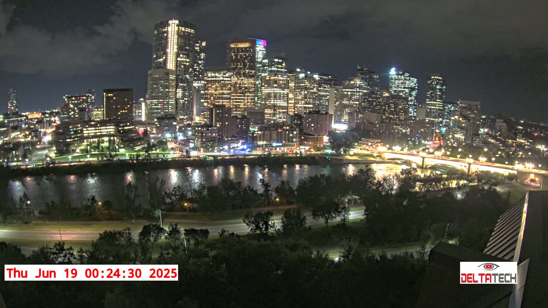 Calgary Skyline  Live Cam - Calgary, Rocky View County and Foothills County, Alberta, Canada