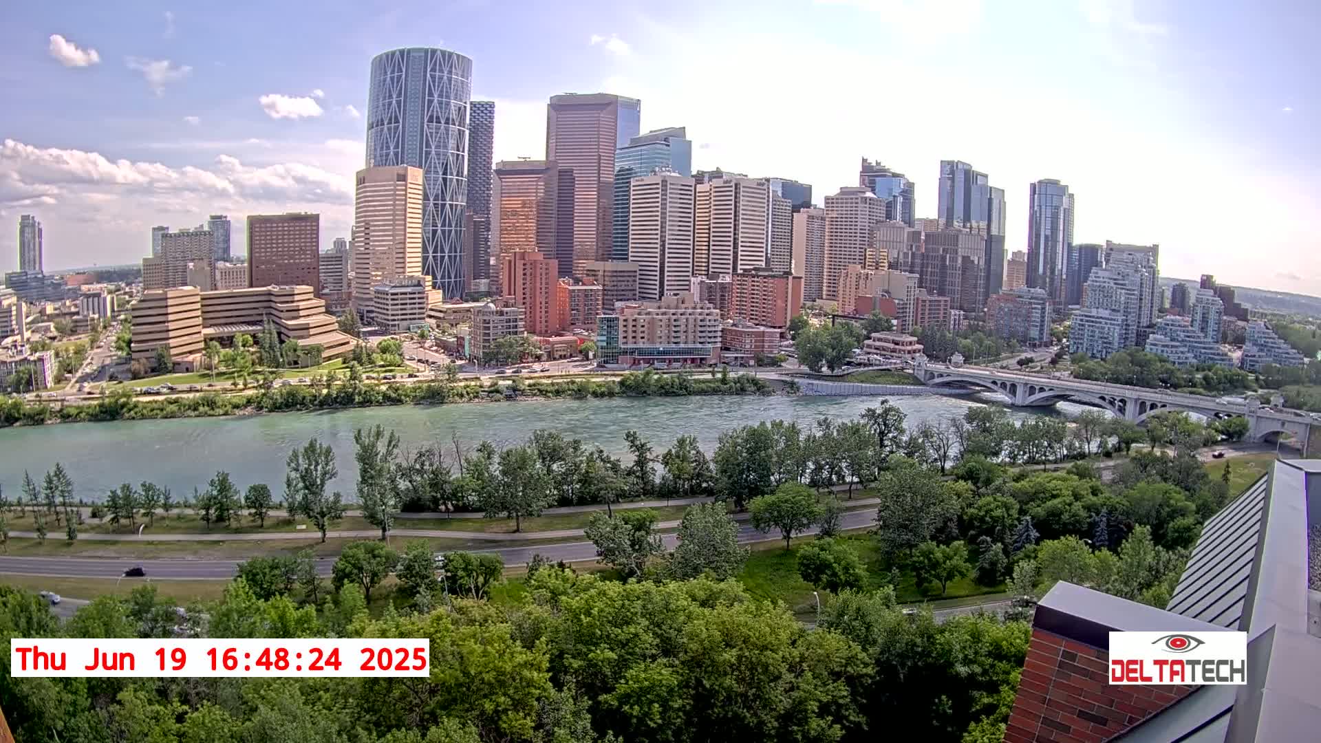 Calgary Skyline  Live Cam - Calgary, Rocky View County and Foothills County, Alberta, Canada