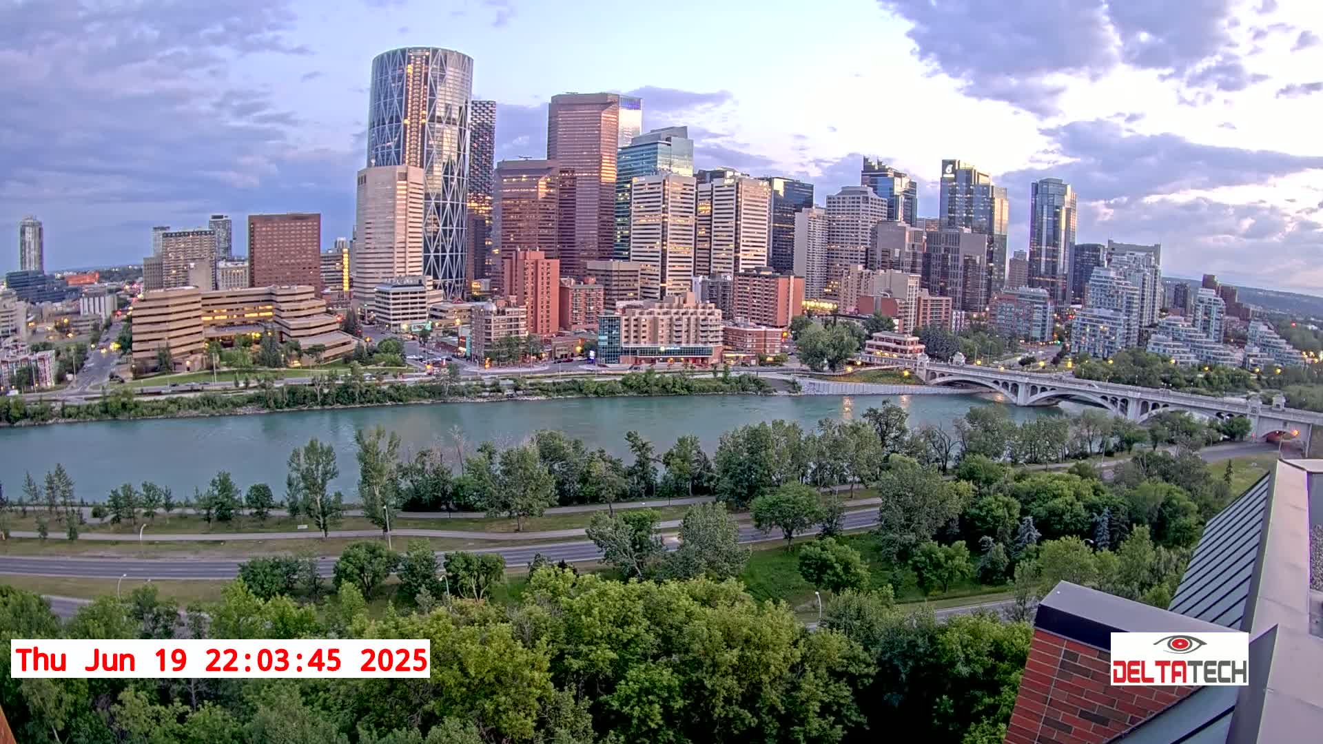 Calgary Skyline  Live Cam - Calgary, Rocky View County and Foothills County, Alberta, Canada
