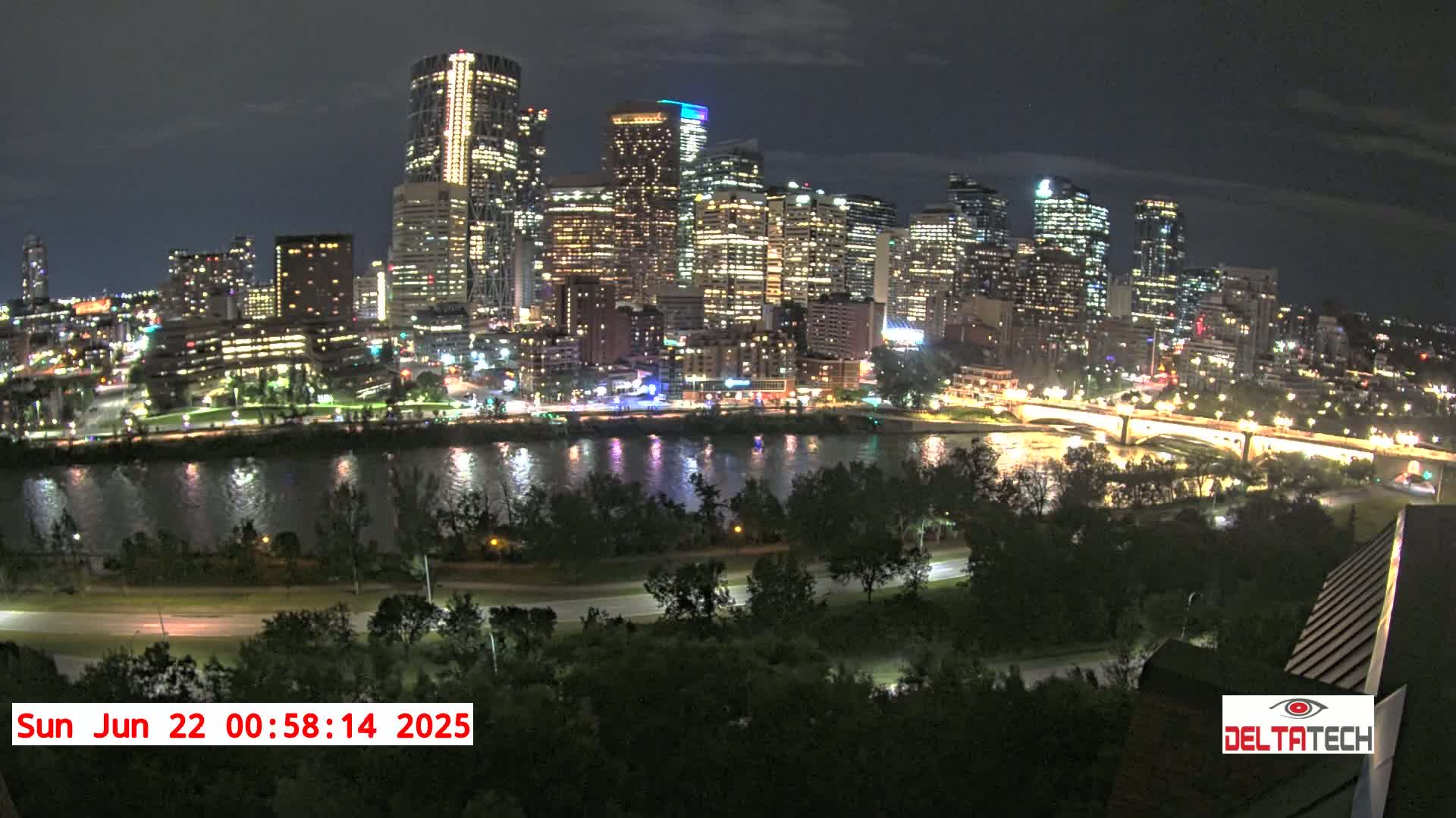 Calgary Skyline  Live Cam - Calgary, Rocky View County and Foothills County, Alberta, Canada