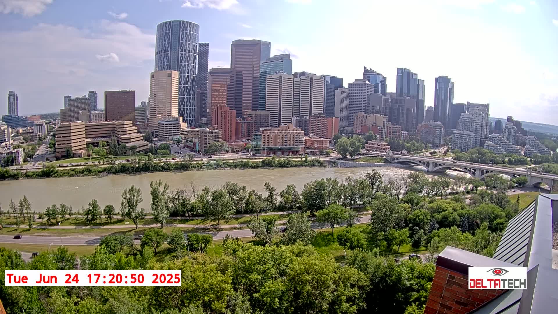 Calgary Skyline  Live Cam - Calgary, Rocky View County and Foothills County, Alberta, Canada