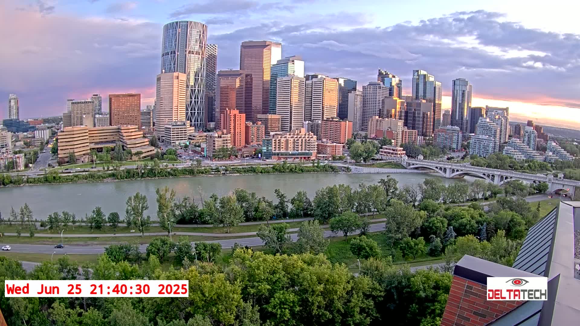 Calgary Skyline  Live Cam - Calgary, Rocky View County and Foothills County, Alberta, Canada