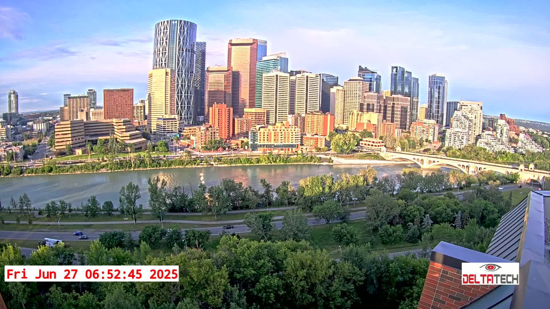 Calgary Skyline  Live Cam - Calgary, Rocky View County and Foothills County, Alberta, Canada
