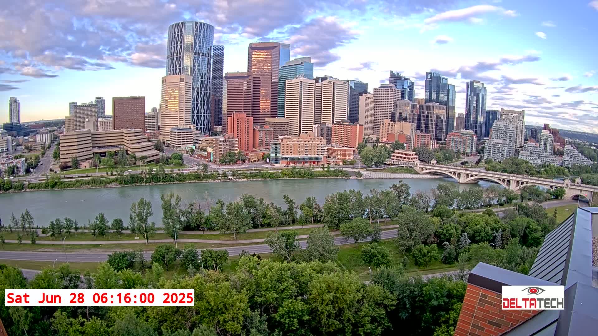Calgary Skyline  Live Cam - Calgary, Rocky View County and Foothills County, Alberta, Canada