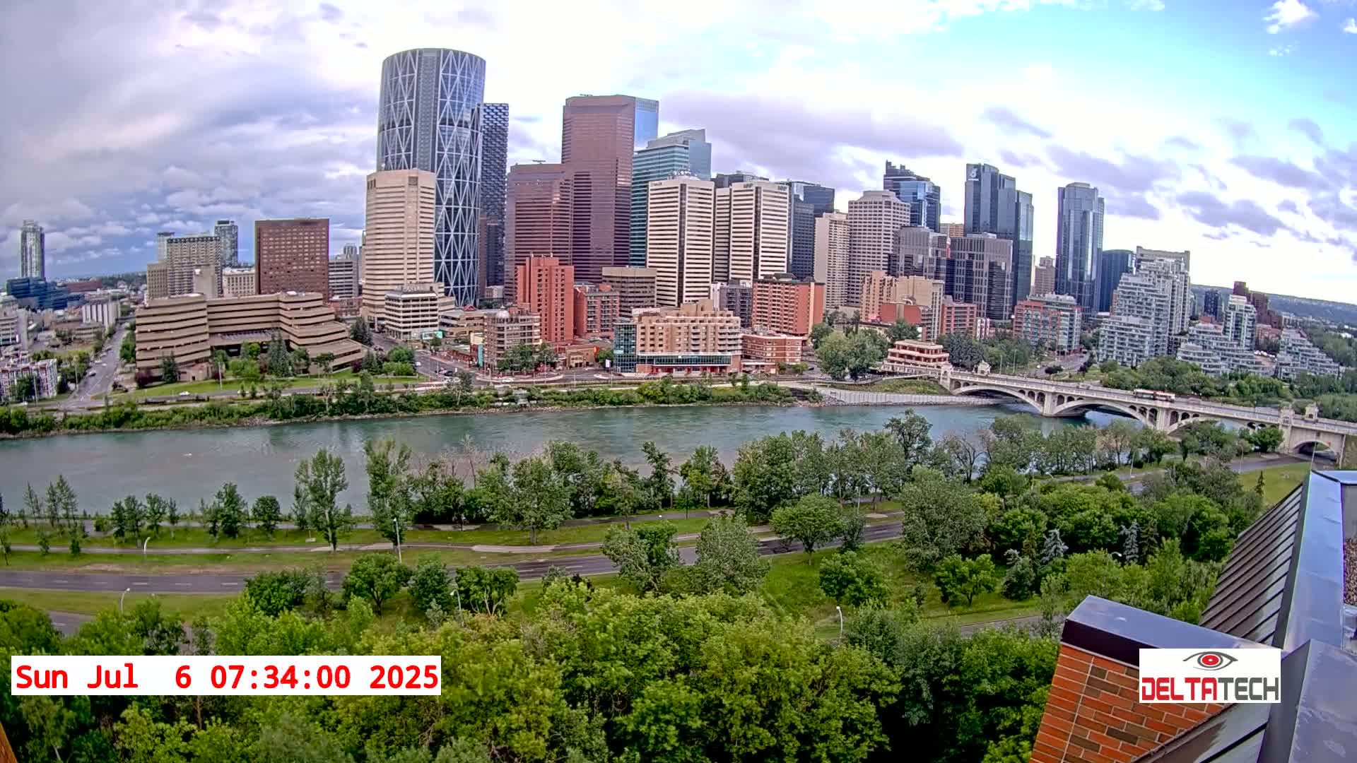 Calgary Skyline  Live Cam - Calgary, Rocky View County and Foothills County, Alberta, Canada