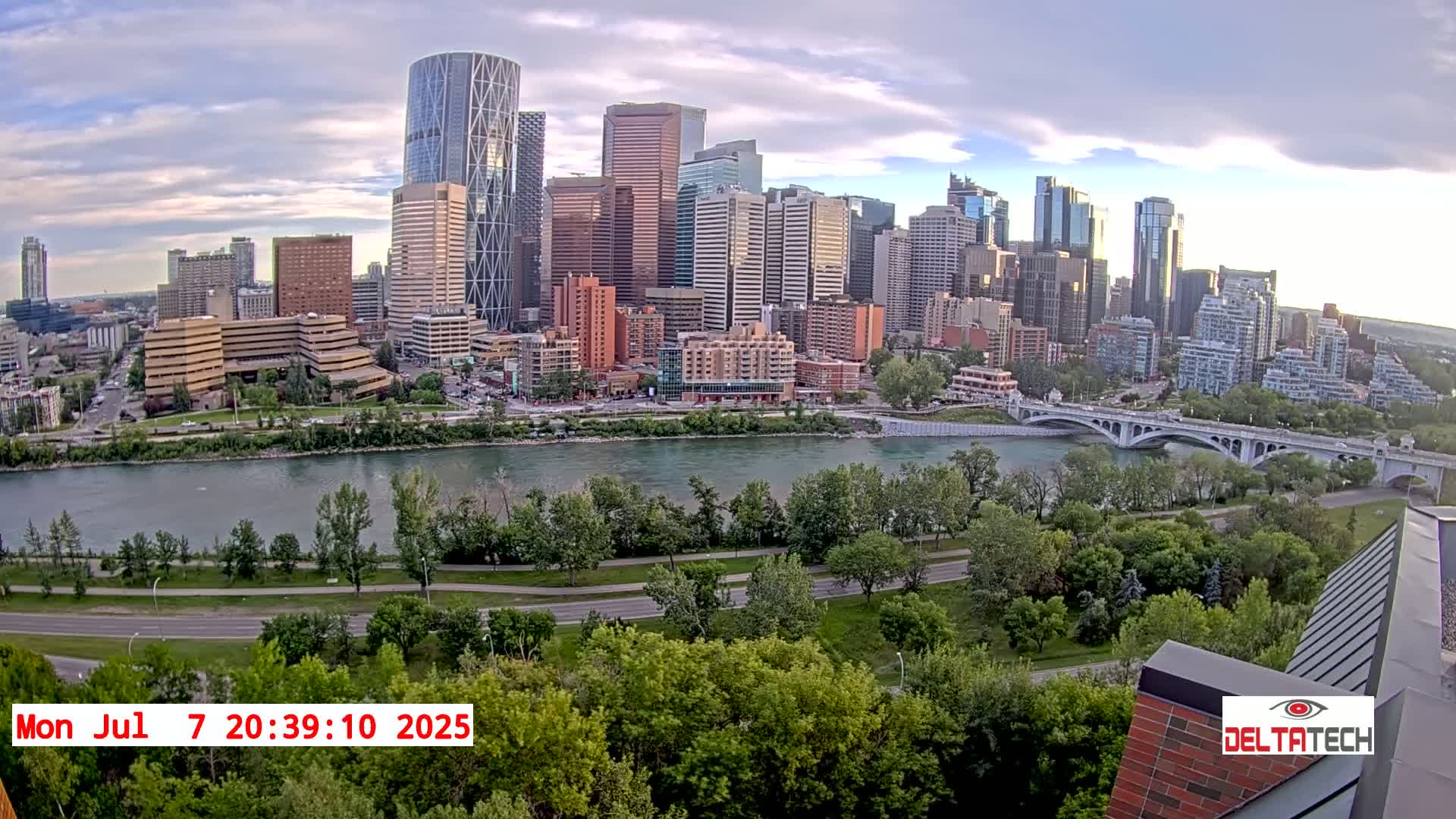 Calgary Skyline  Live Cam - Calgary, Rocky View County and Foothills County, Alberta, Canada