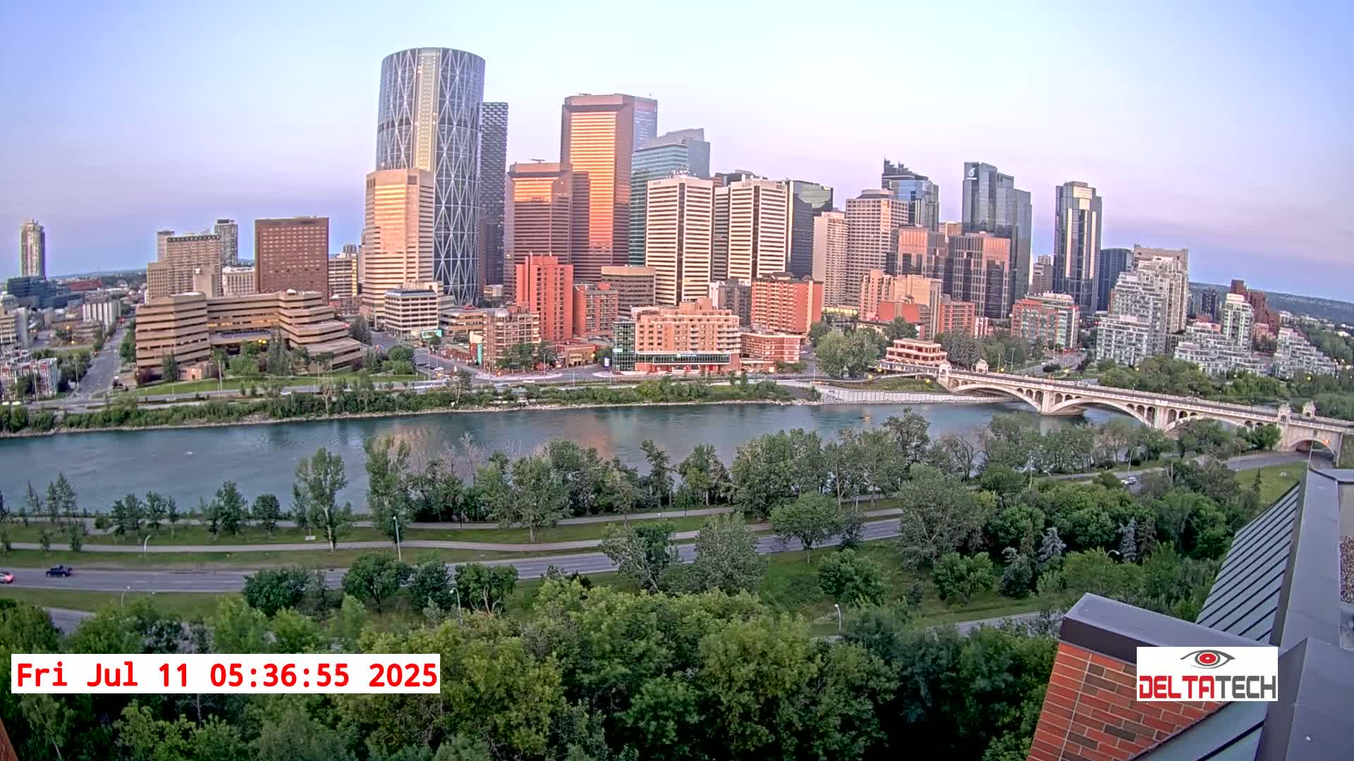 Calgary Skyline  Live Cam - Calgary, Rocky View County and Foothills County, Alberta, Canada