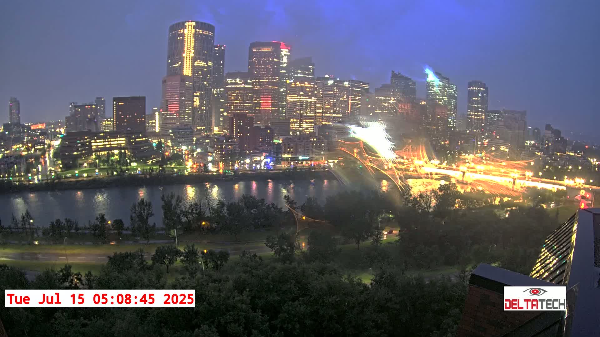 Calgary Skyline  Live Cam - Calgary, Rocky View County and Foothills County, Alberta, Canada