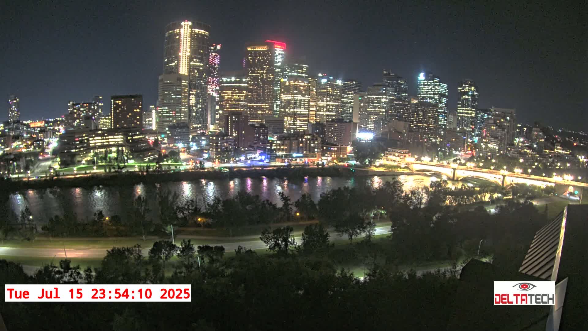 Calgary Skyline  Live Cam - Calgary, Rocky View County and Foothills County, Alberta, Canada