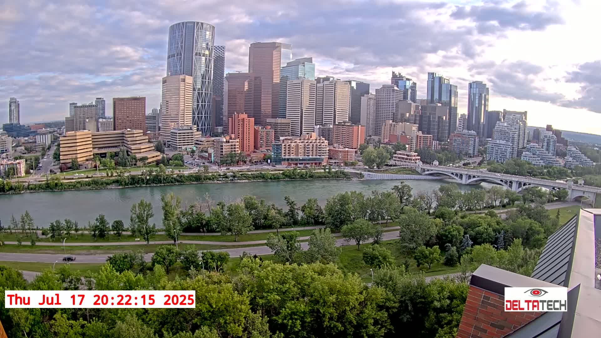 Calgary Skyline  Live Cam - Calgary, Rocky View County and Foothills County, Alberta, Canada
