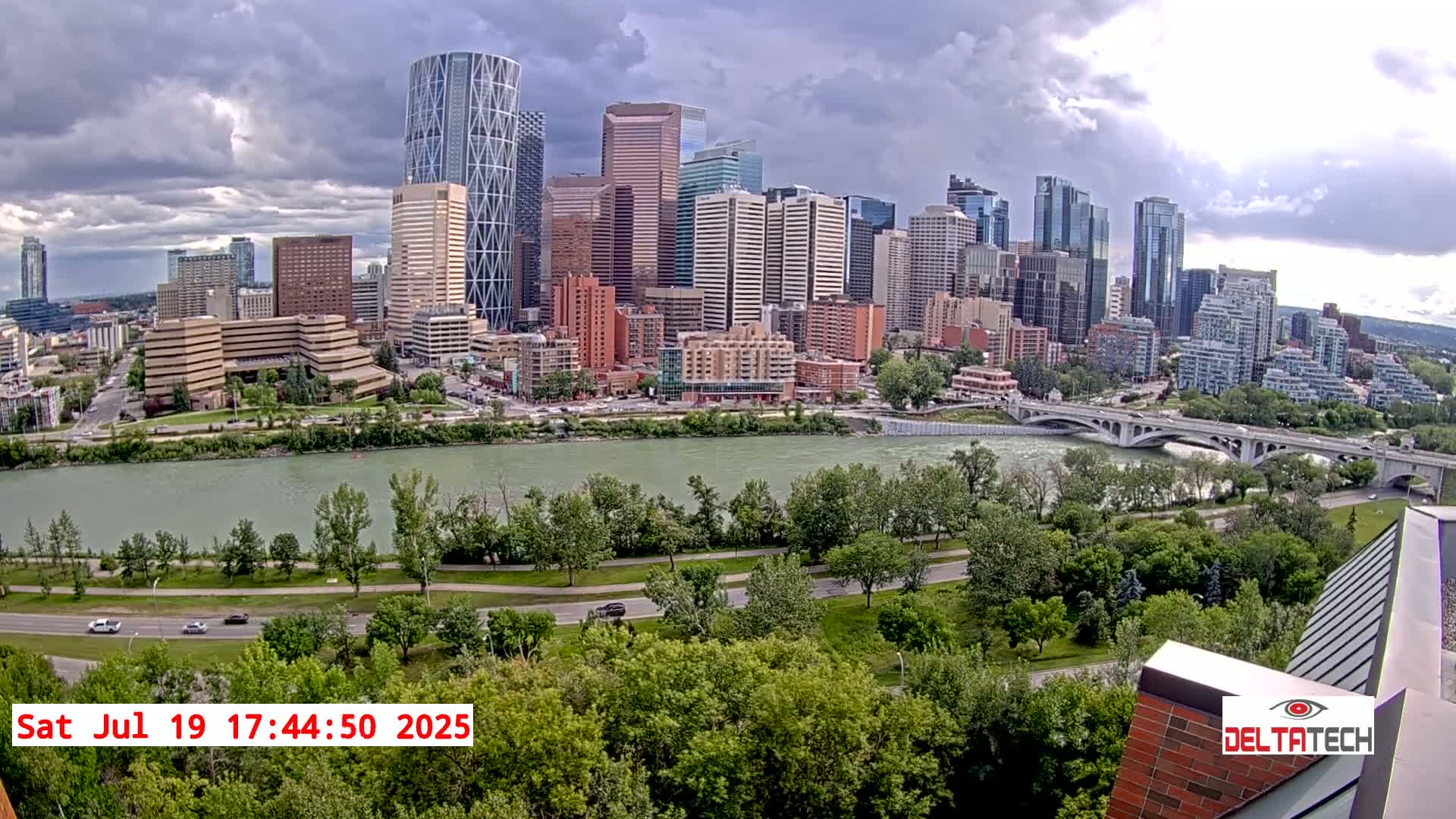Calgary Skyline  Live Cam - Calgary, Rocky View County and Foothills County, Alberta, Canada