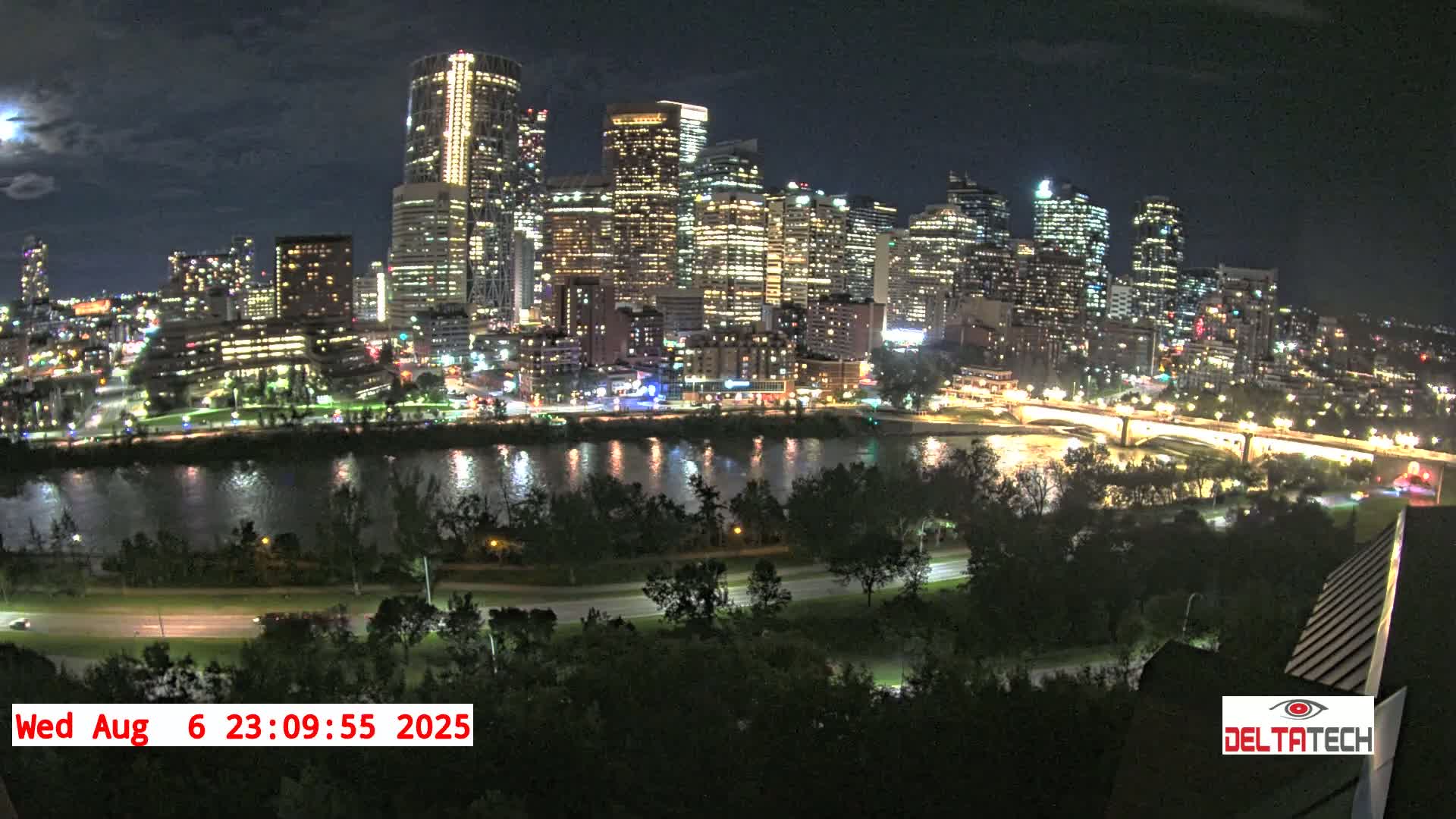 Calgary Skyline  Live Cam - Calgary, Rocky View County and Foothills County, Alberta, Canada