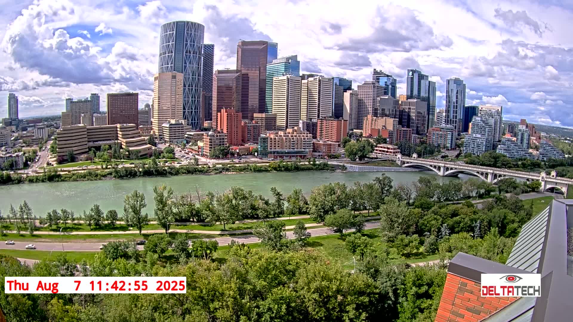 Calgary Skyline  Live Cam - Calgary, Rocky View County and Foothills County, Alberta, Canada