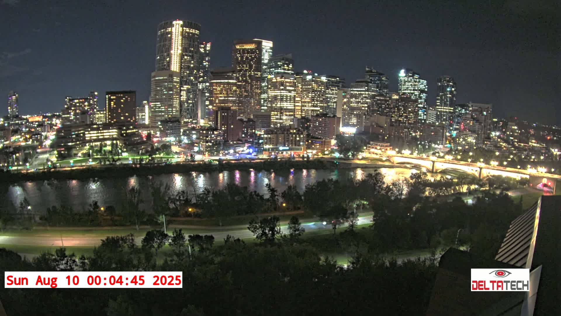 Calgary Skyline  Live Cam - Calgary, Rocky View County and Foothills County, Alberta, Canada