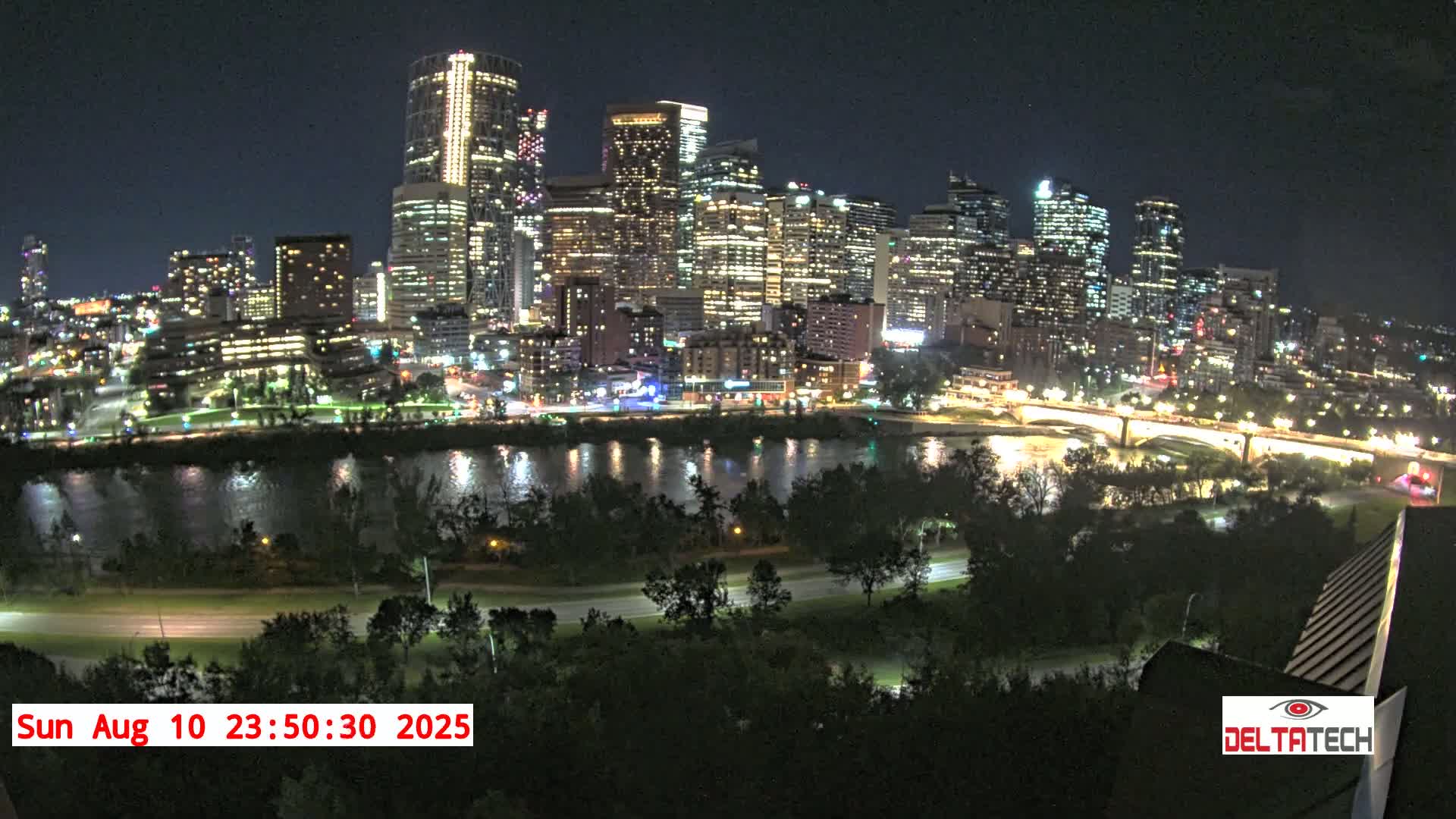 Calgary Skyline  Live Cam - Calgary, Rocky View County and Foothills County, Alberta, Canada